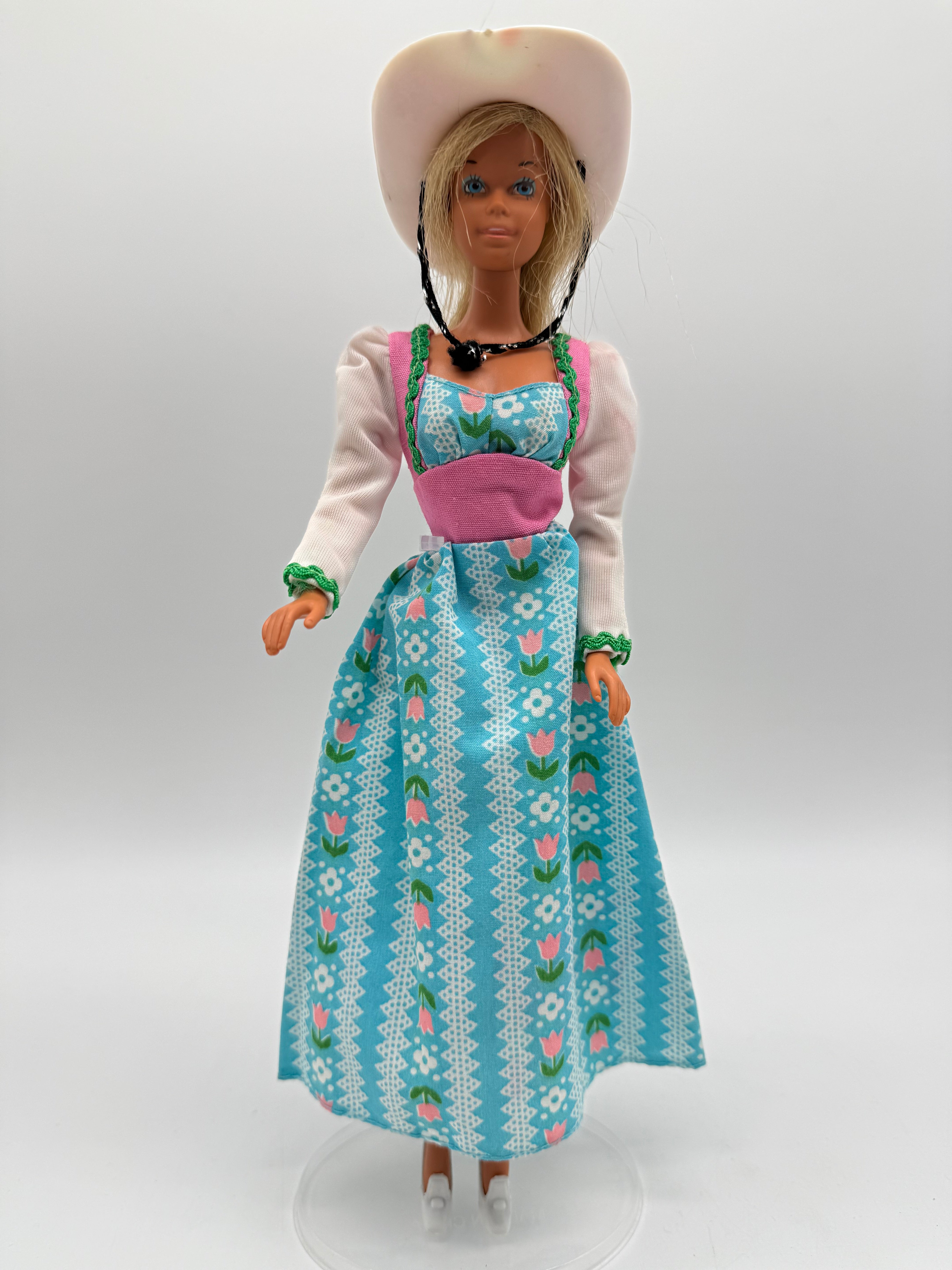 Mattel 1976 Western Barbie with Sweet 16 Floral Dress Blue Pink – Platinum Toys | Online Store