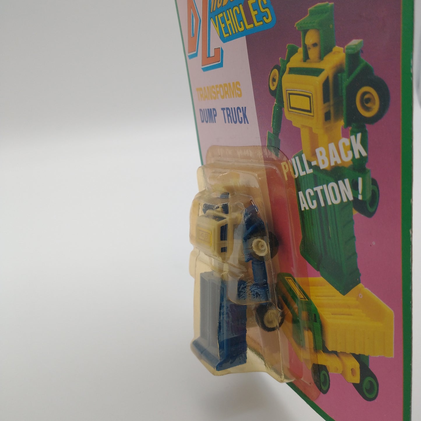 A picture of the right side of the card and bubble. The figure is inside.