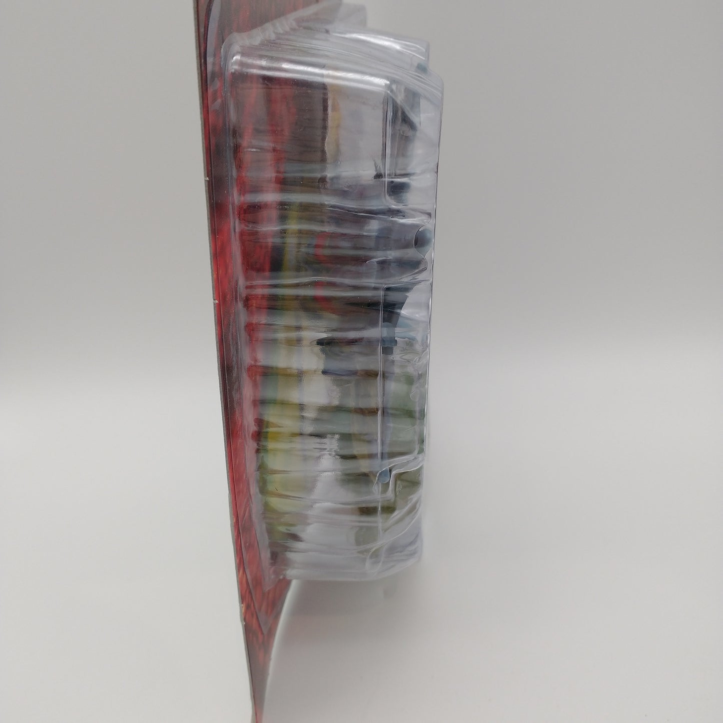 A picture of the right side of the card and bubble. The figure is inside.