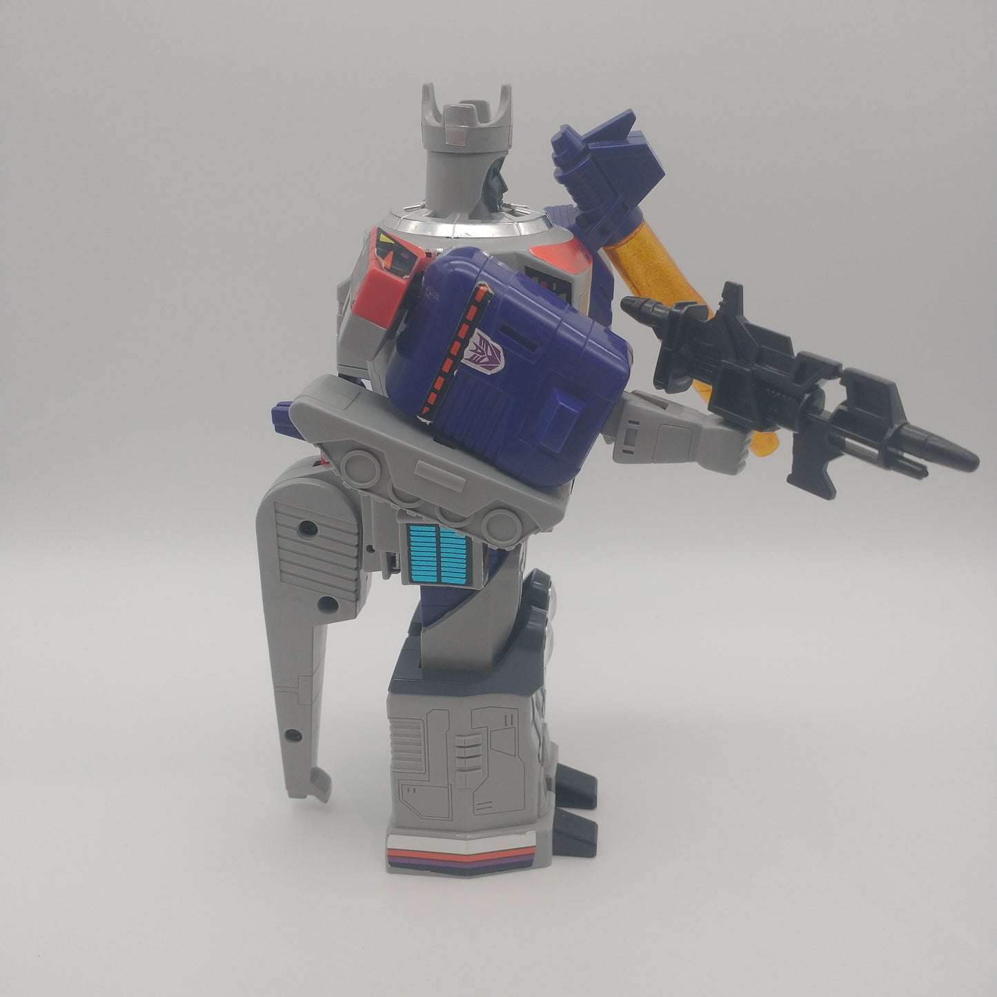 The left side of the figure