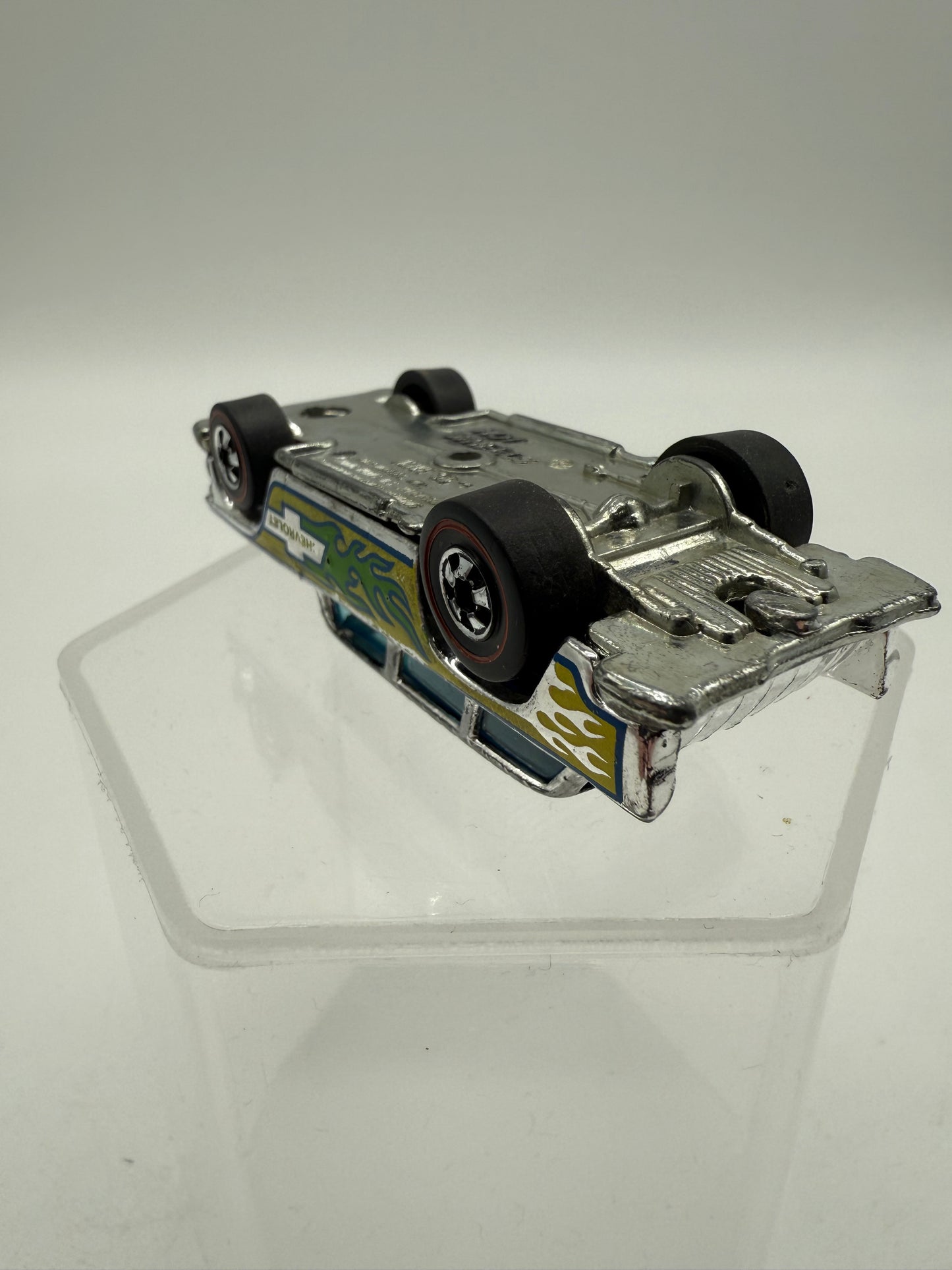 Hot Wheels 1969 Redline Alive '55 Super Chrome Chevy Nomad Wagon Mattel