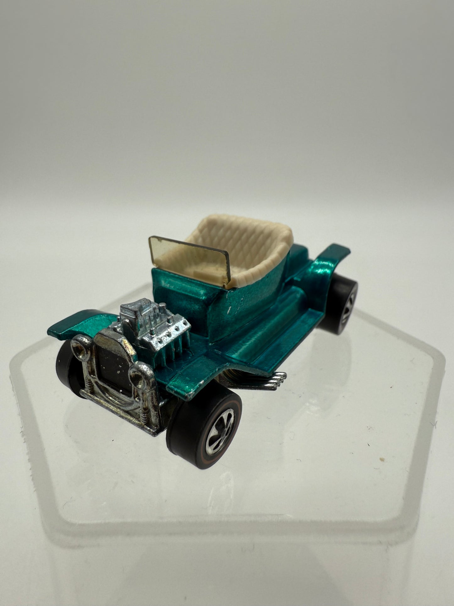 Hot Wheels Vintage 1968 Redline Hot Heap (Teal) Mattel