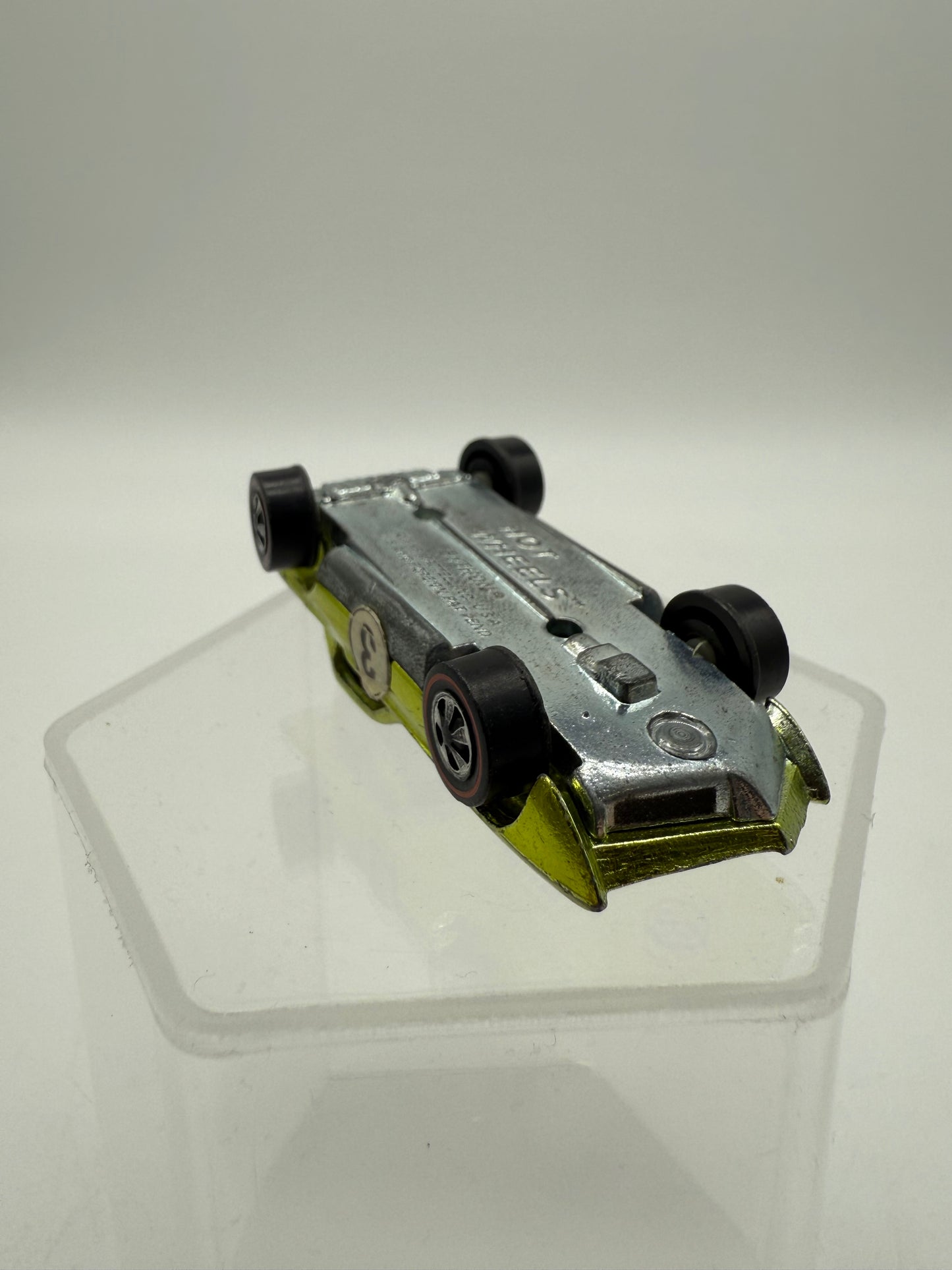 Hot Wheels Vintage Sweet 16 Redline Python (Antifreeze Green) 1969 Mattel