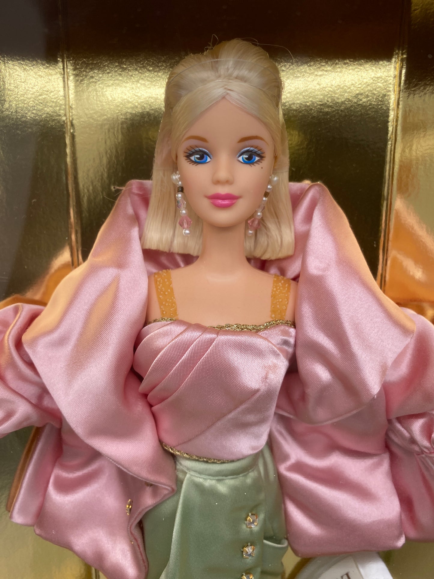Mattel Barbie Doll 1997 Collector Edition Classique Collection Evening Sophisticate Barbie