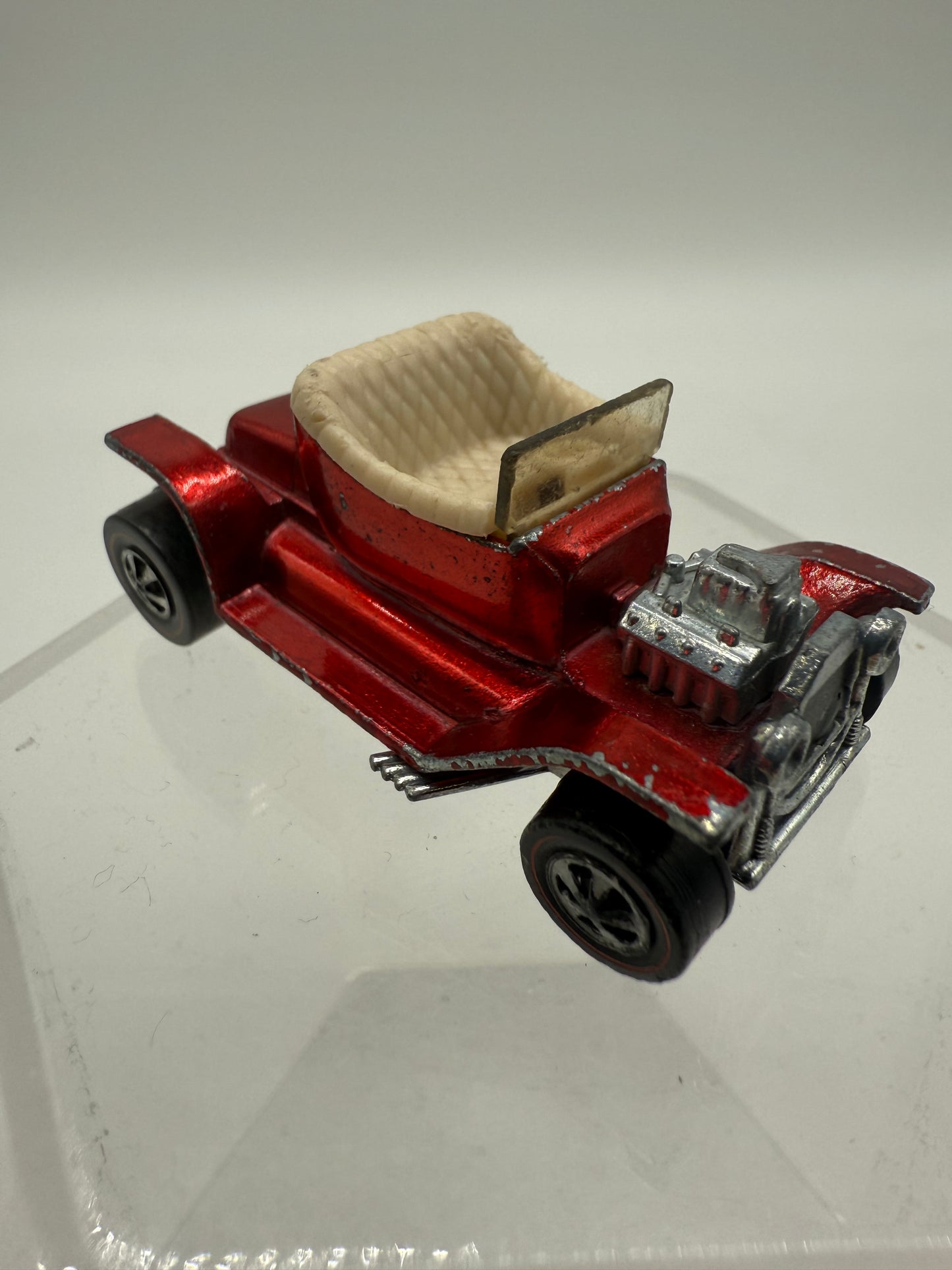 Hot Wheels Vintage Sweet 16 Redline Hot Heap (Red) 1968 Mattel