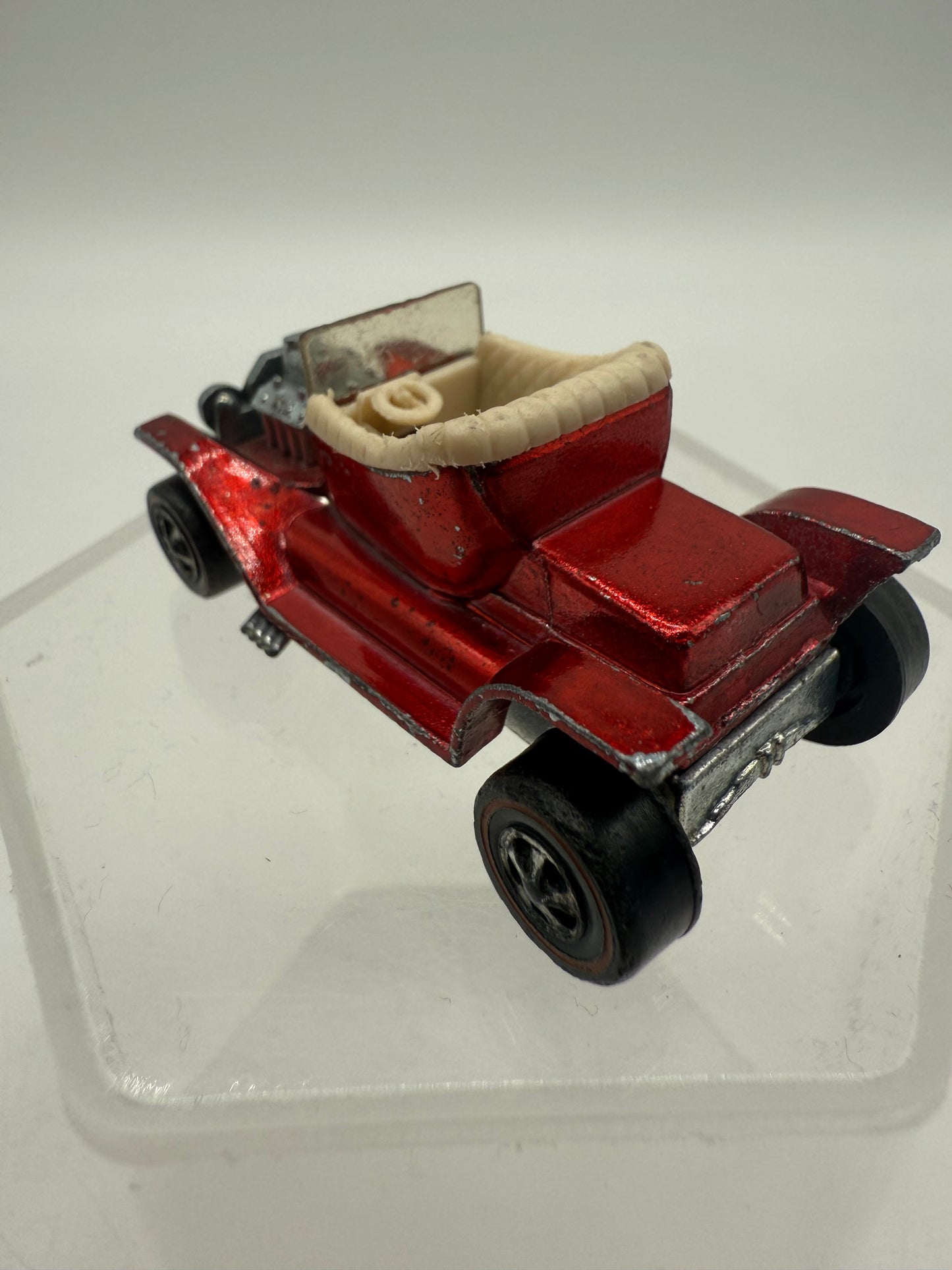 Hot Wheels Vintage Sweet 16 Redline Hot Heap (Red) 1968 Mattel