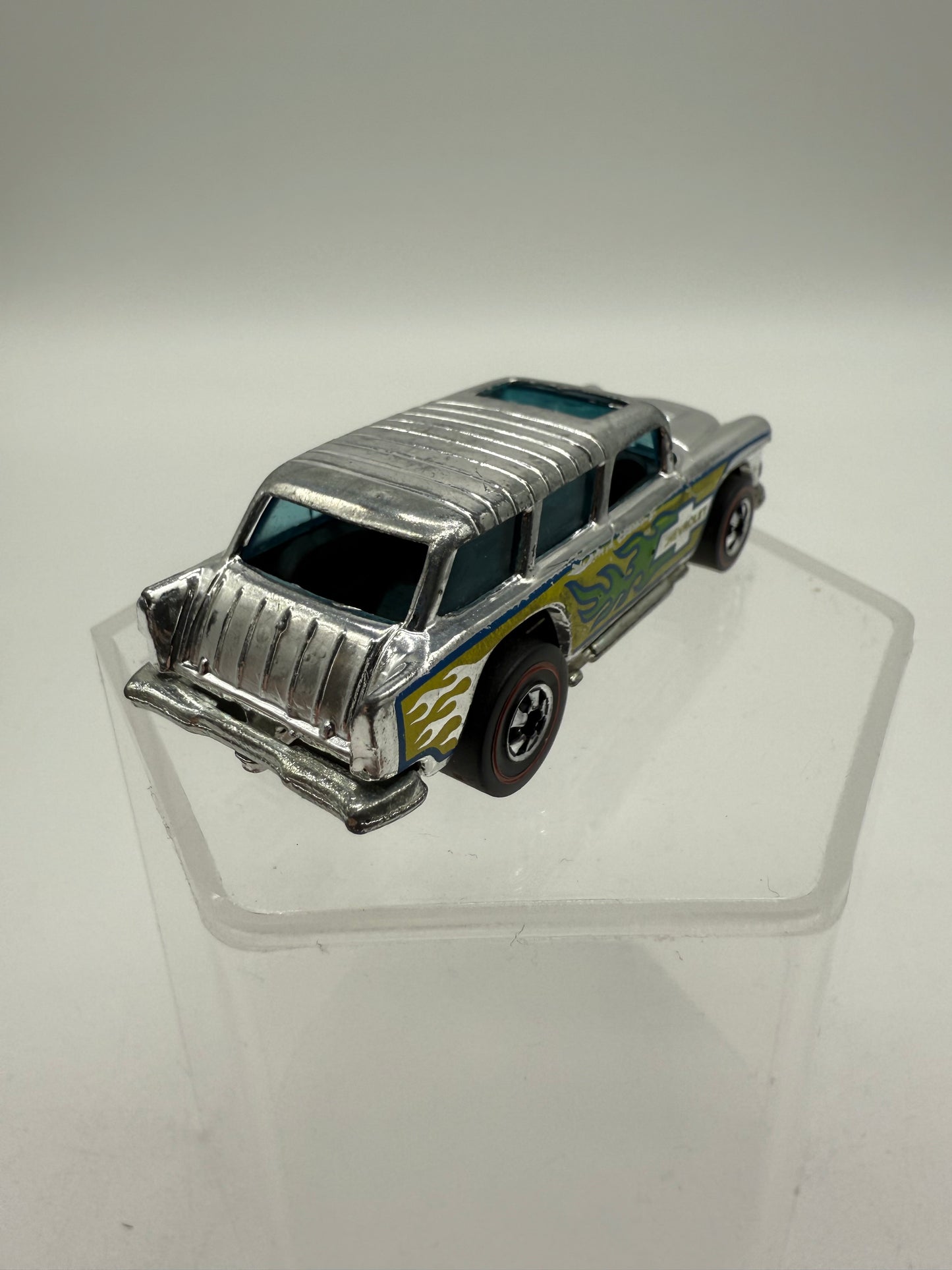 Hot Wheels 1969 Redline Alive '55 Super Chrome Chevy Nomad Wagon Mattel