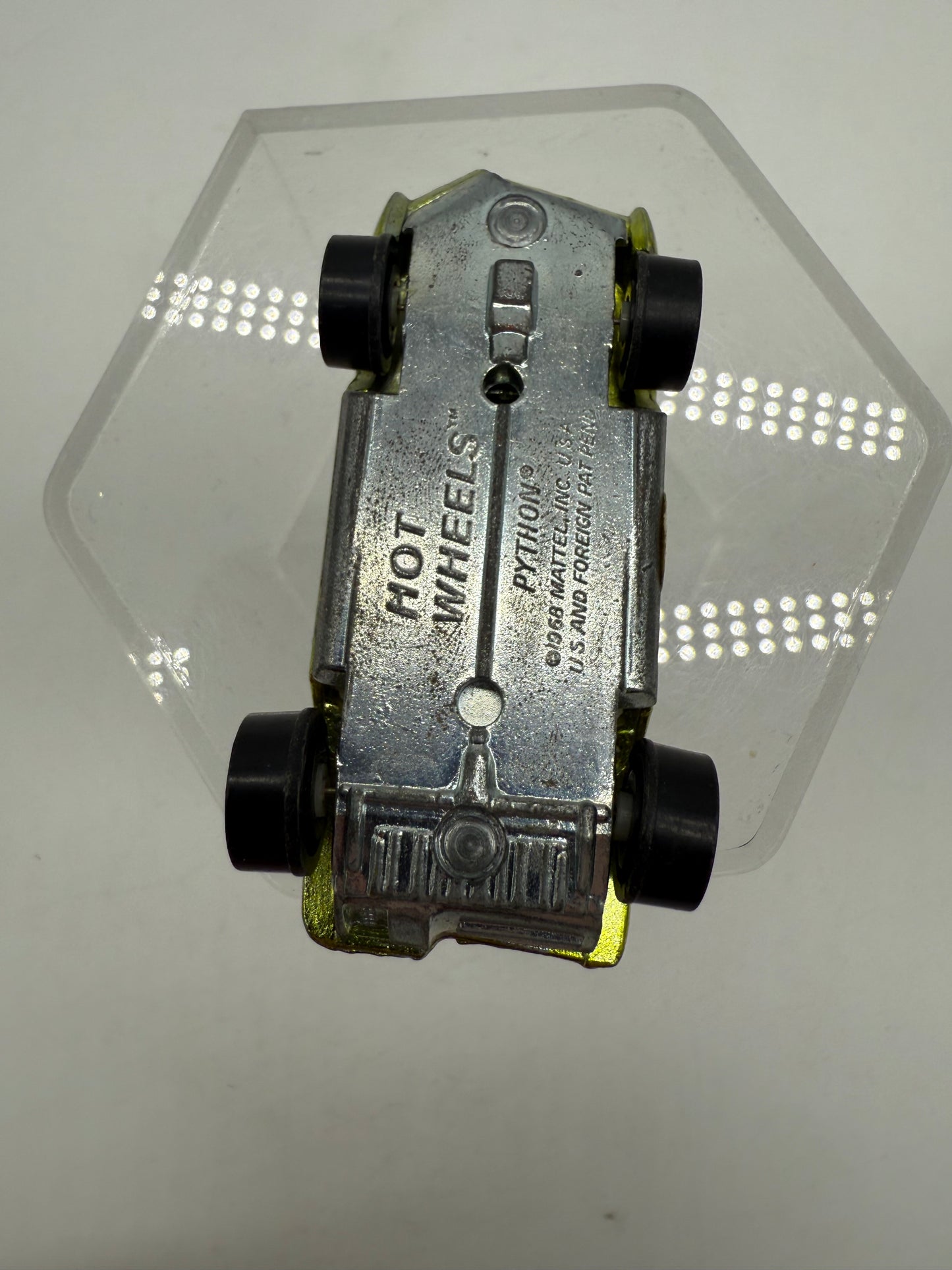 Hot Wheels Vintage Sweet 16 Redline Python (Antifreeze Green) 1969 Mattel