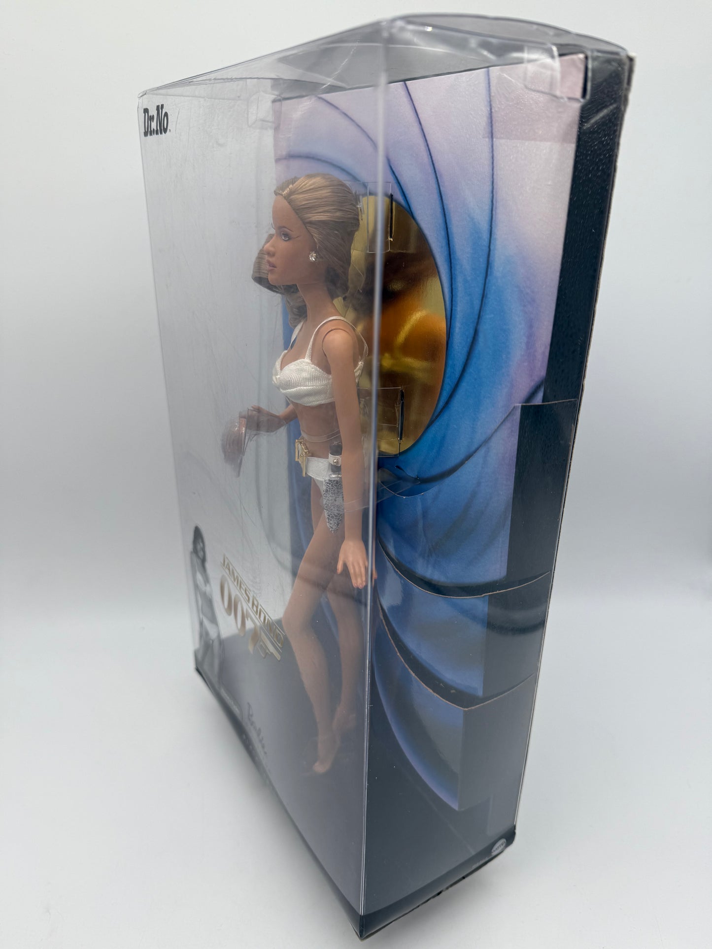 James Bond Honey Ryder Barbie 2009 Mattel