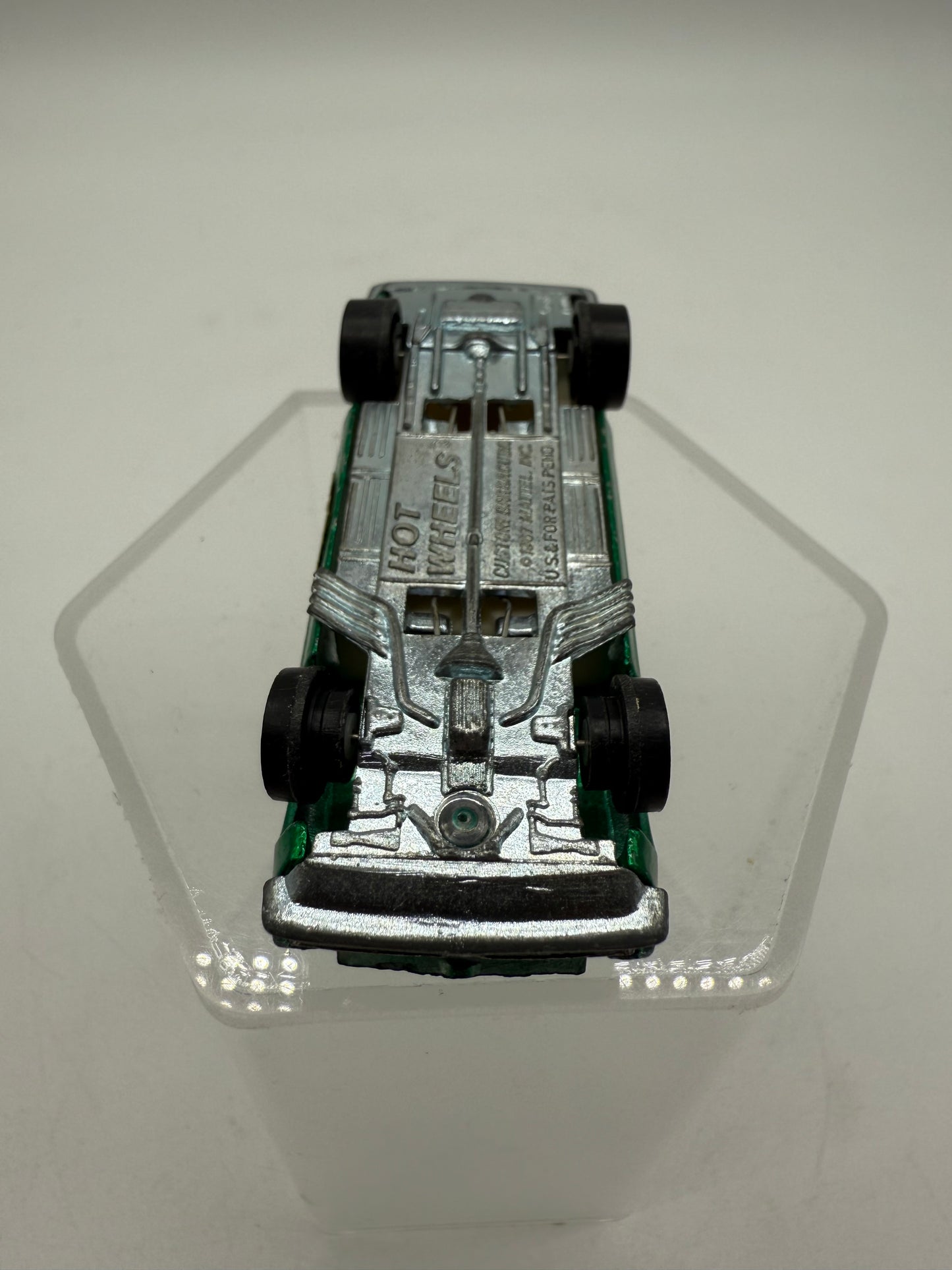 Hot Wheels Vintage 1967 Redline Custom Barracuda (Green) Mattel