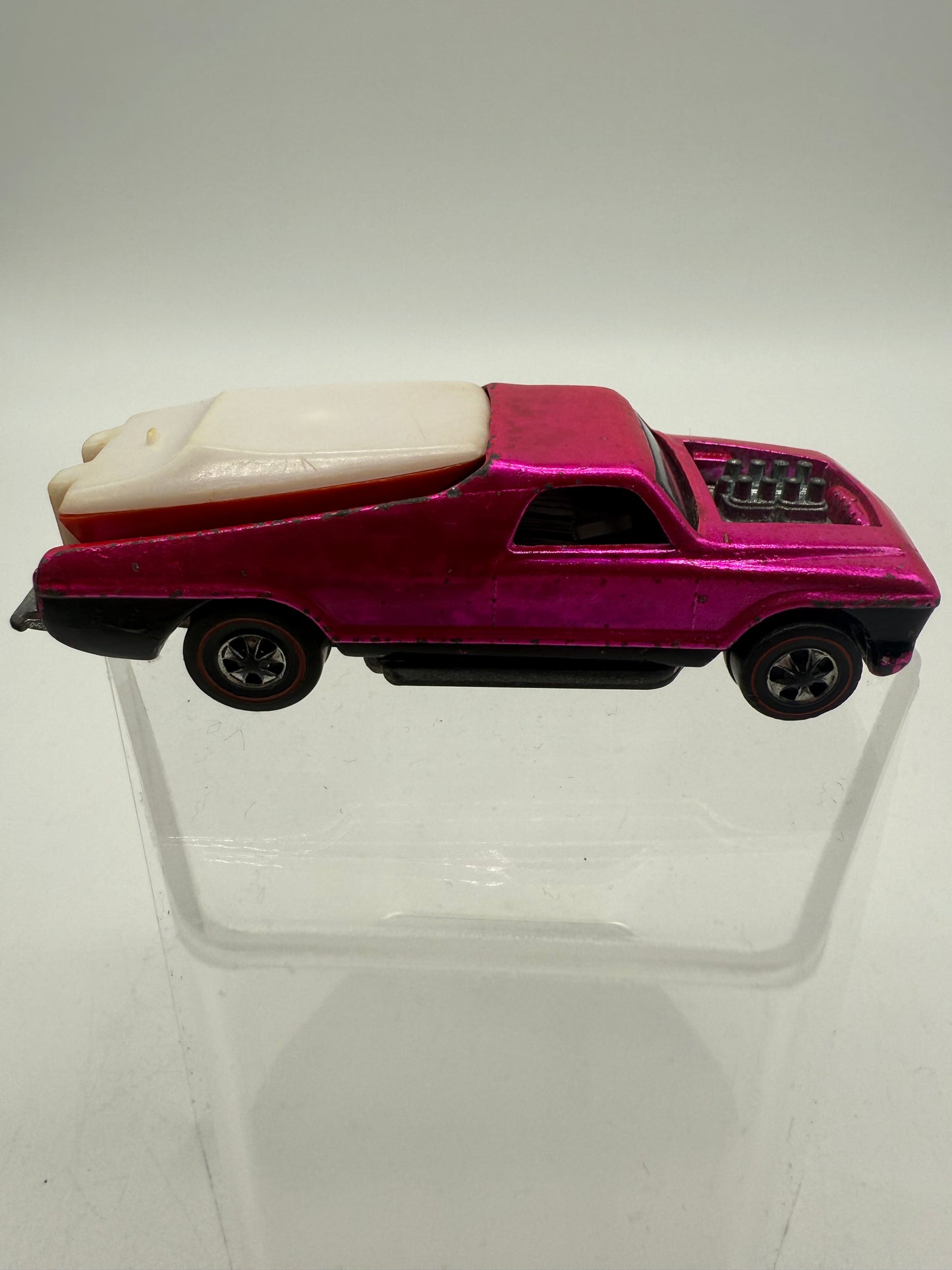 Hot Wheels Vintage Redline Seasider (Nuclear Pink) 1969 Mattel