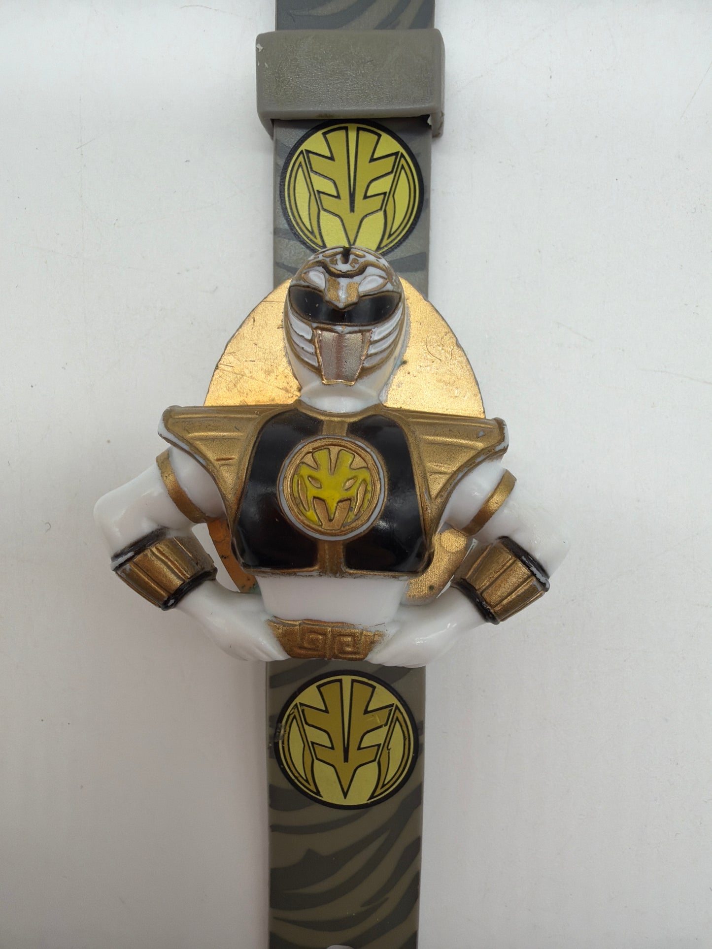 Saban Entertainment 1993 Mighty Morphin Power Rangers Gold Ranger Watch
