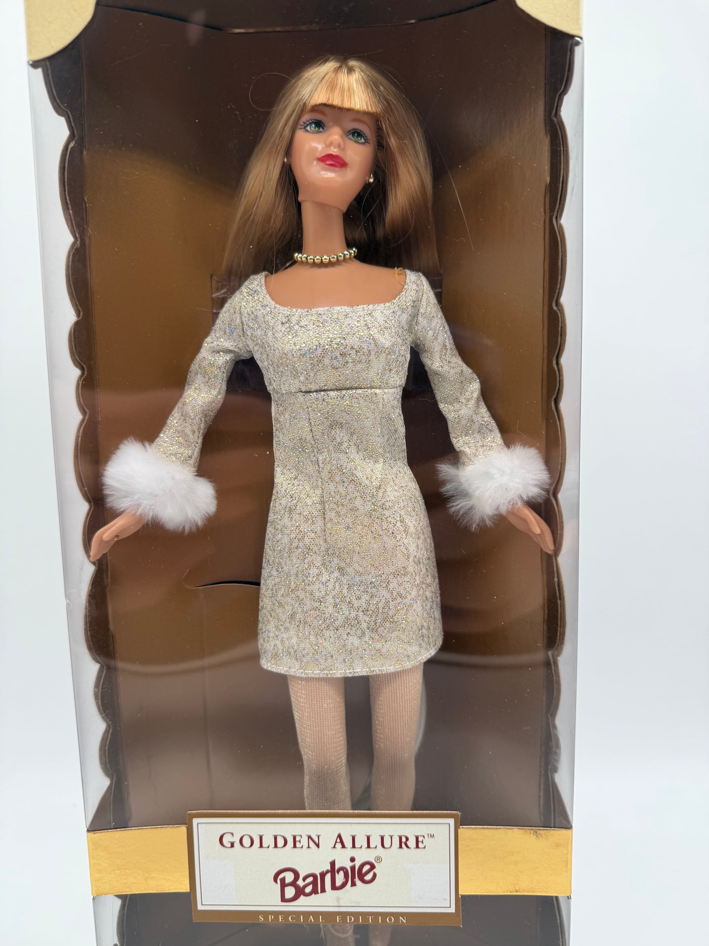 Golden Allure Barbie 1991 Mattel