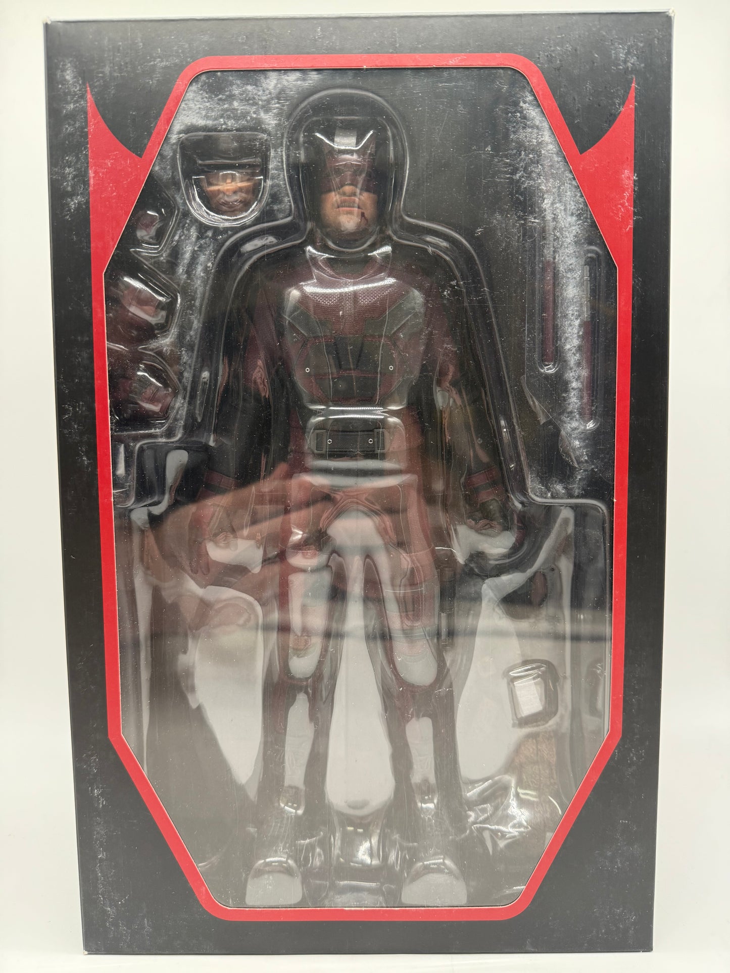 Daredevil 1/6th Scale Collectible Figure 2017 Hot Toys Limited