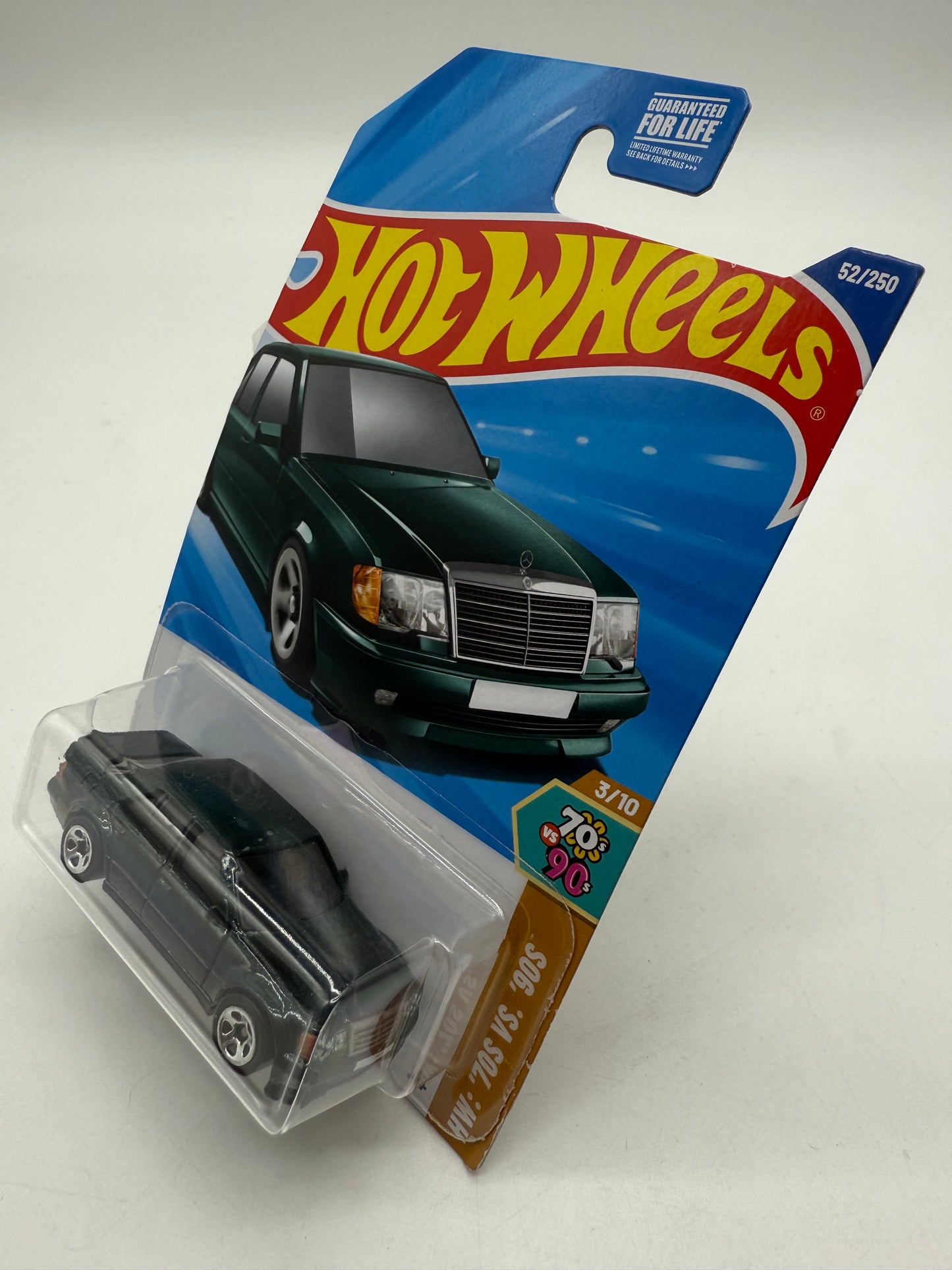 Hot Wheels Mercedes-Benz 500 e 2024 Mattel
