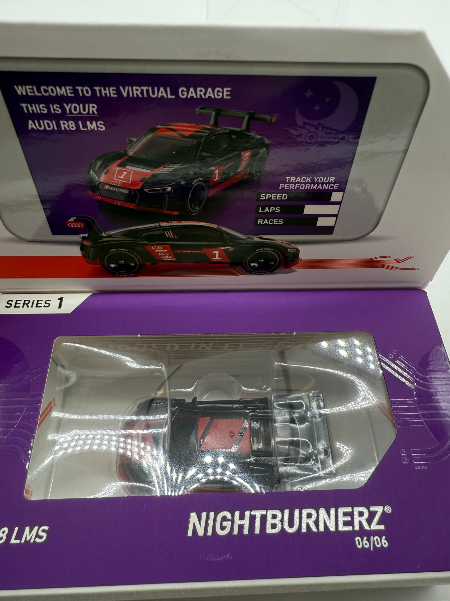 Hot Wheels ID Audi R8 LMS 2018 Mattel