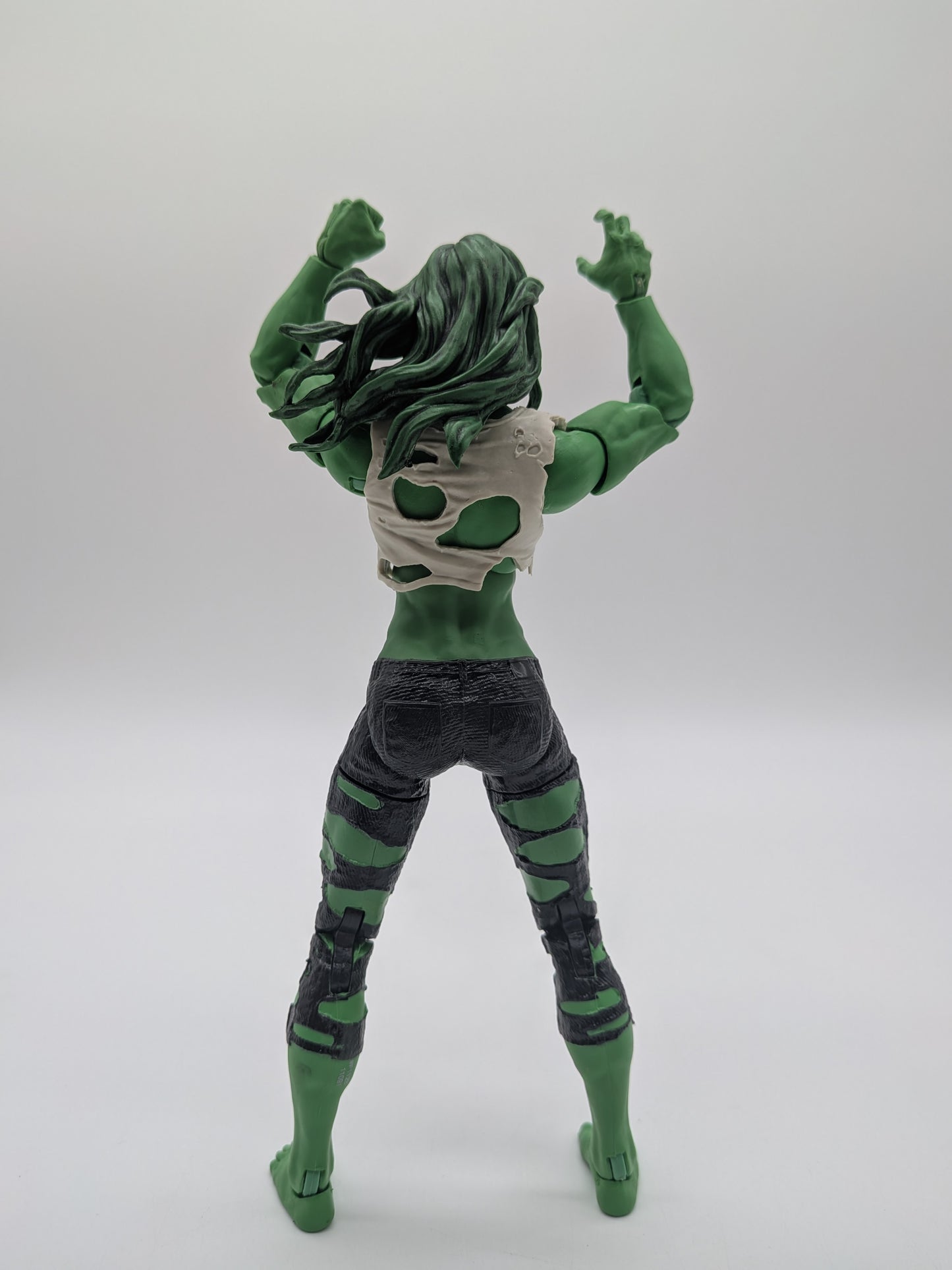 Hasbro 2021 Marvel Legends She-Hulk Action Figure