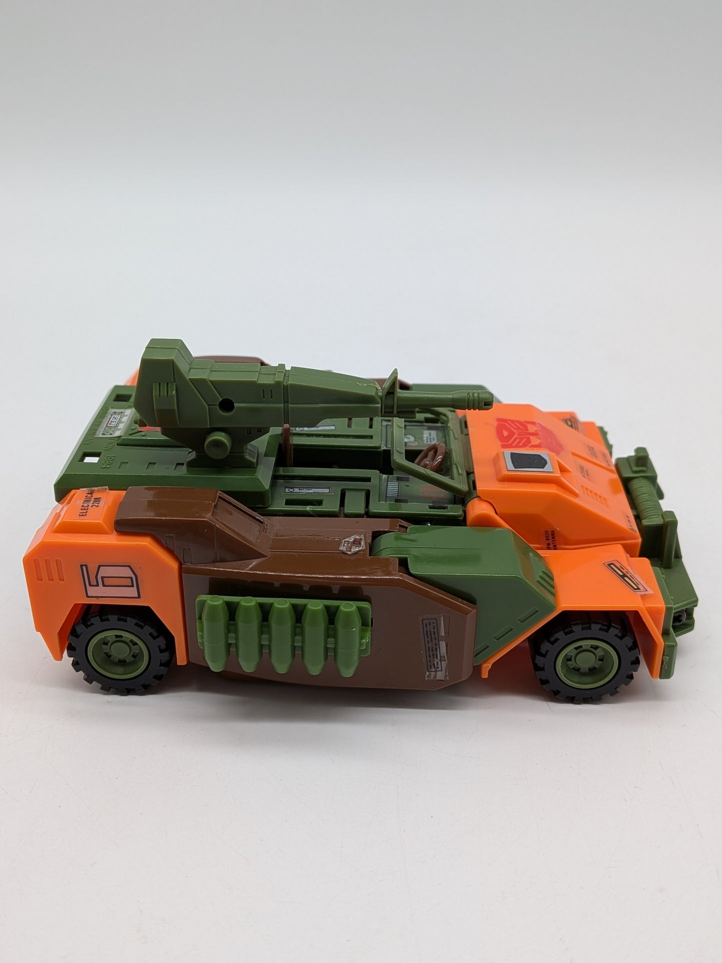 Hasbro 1985 Transformers Roadbuster Action Figure