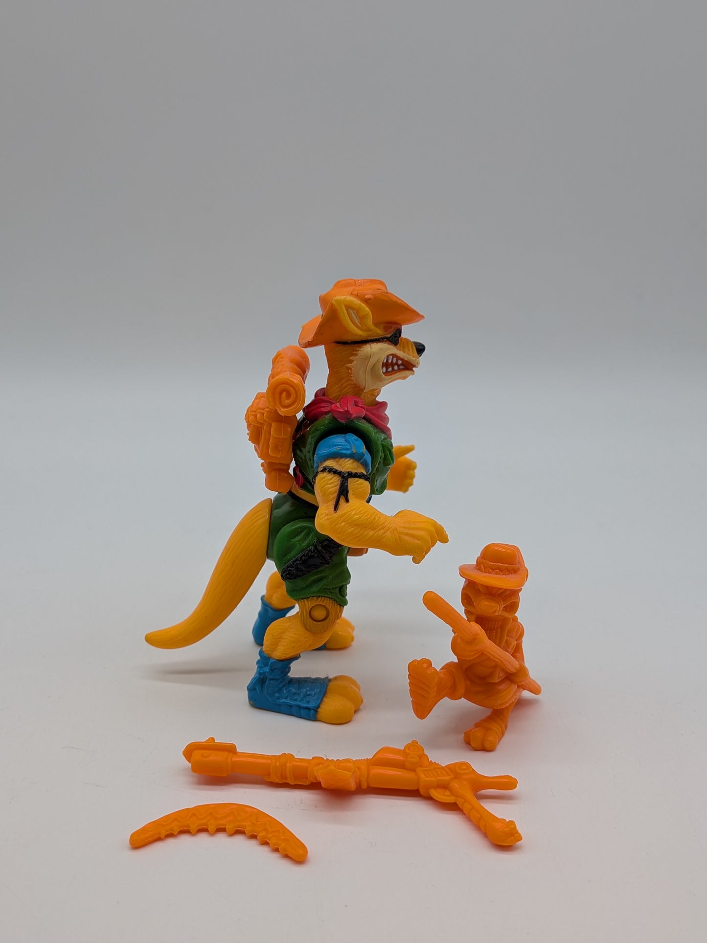 Playmates 1991 Teenage Mutant Ninja Turtles Walkabout Action Figure