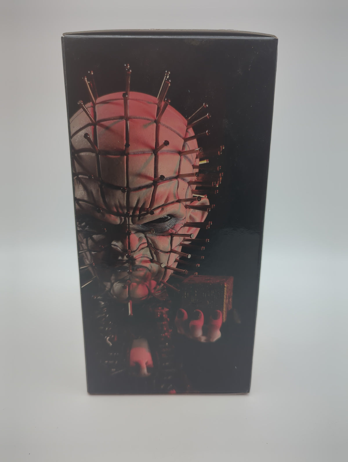Mezco Toys 2017 Hellraiser 3 Hell on Earth Pinhead Action Figure, photo 4 of 4