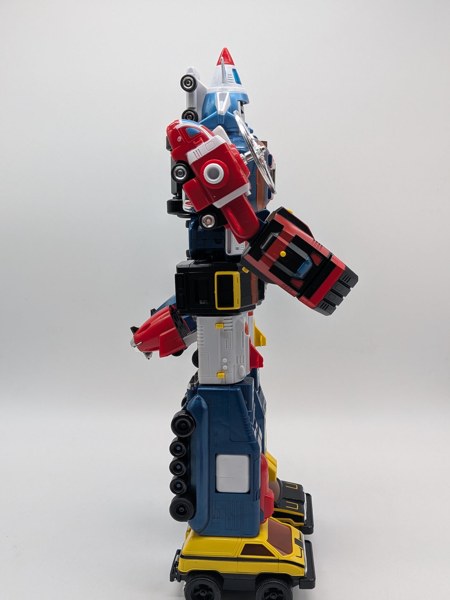 Matchbox 1984 Voltron 1 Deluxe Warrior Set