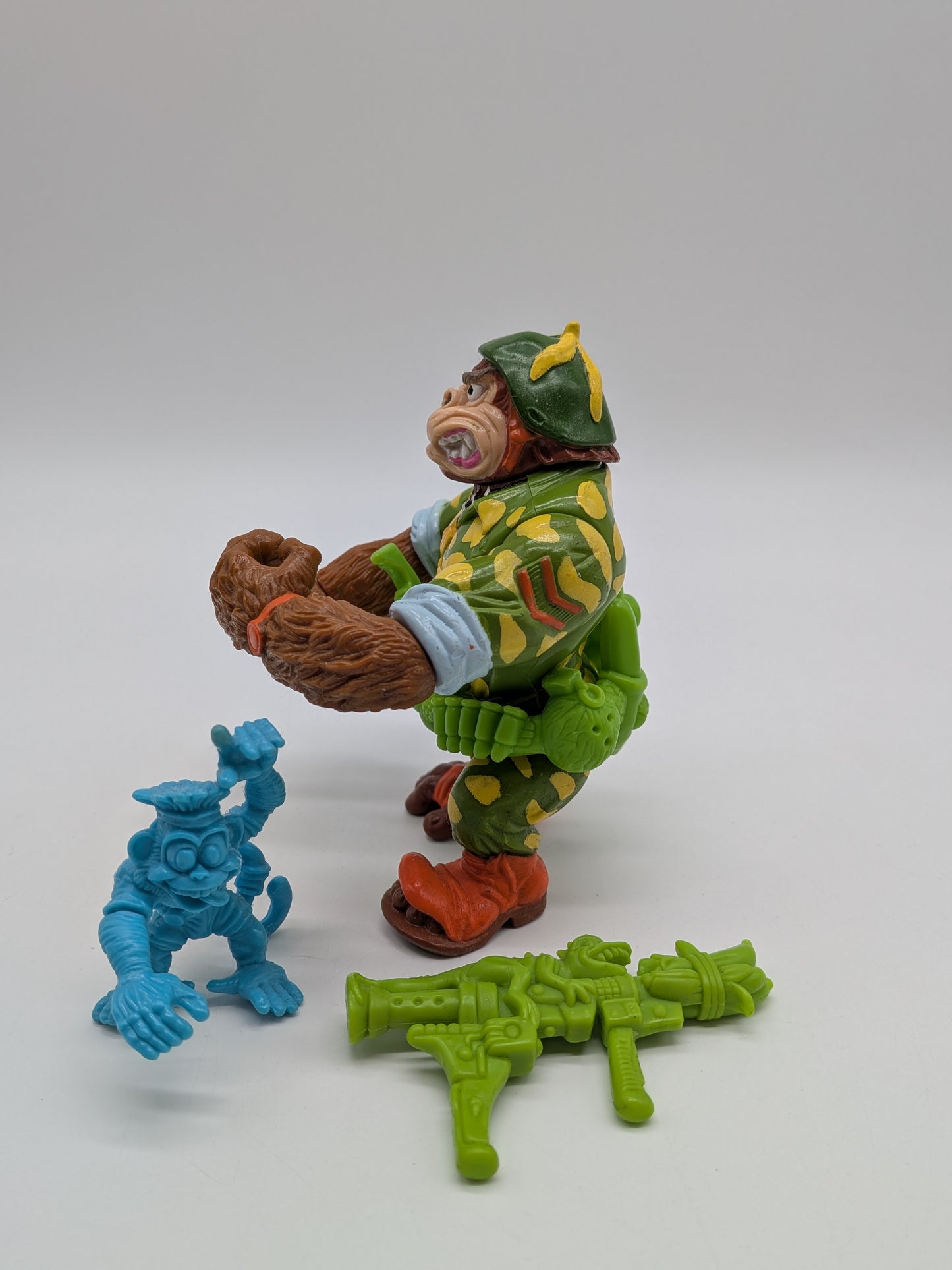Playmates 1991 Teenage Mutant Ninja Turtles Sergeant Bananas Action Figure