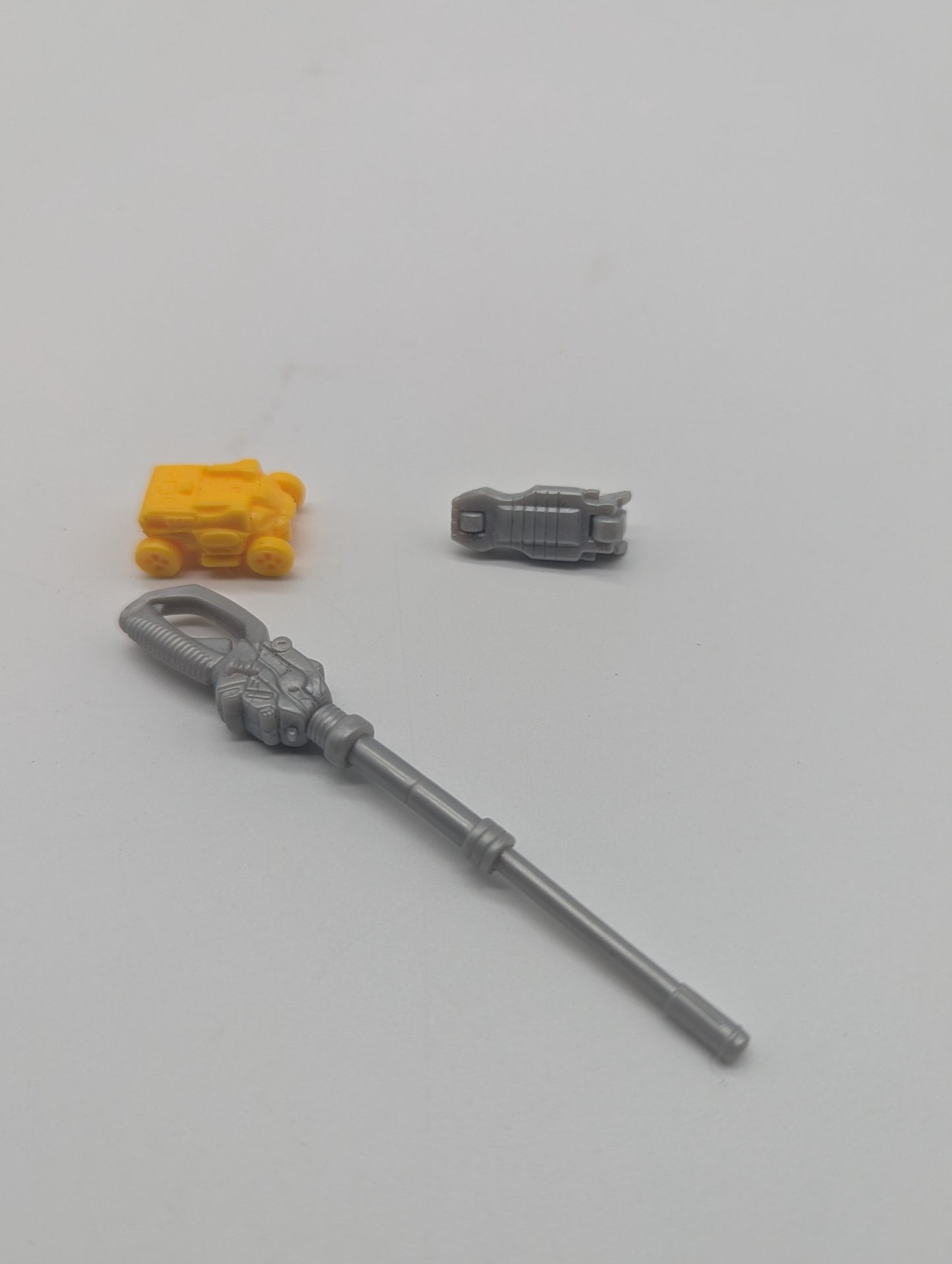 Bandai 2009 Power Rangers RPM Full Throttle Bear Ranger Action Figure