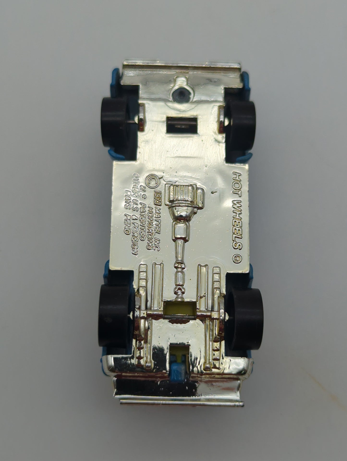 Hot Wheels 1973 Hi Tail Hauler Blue with Motorcycles