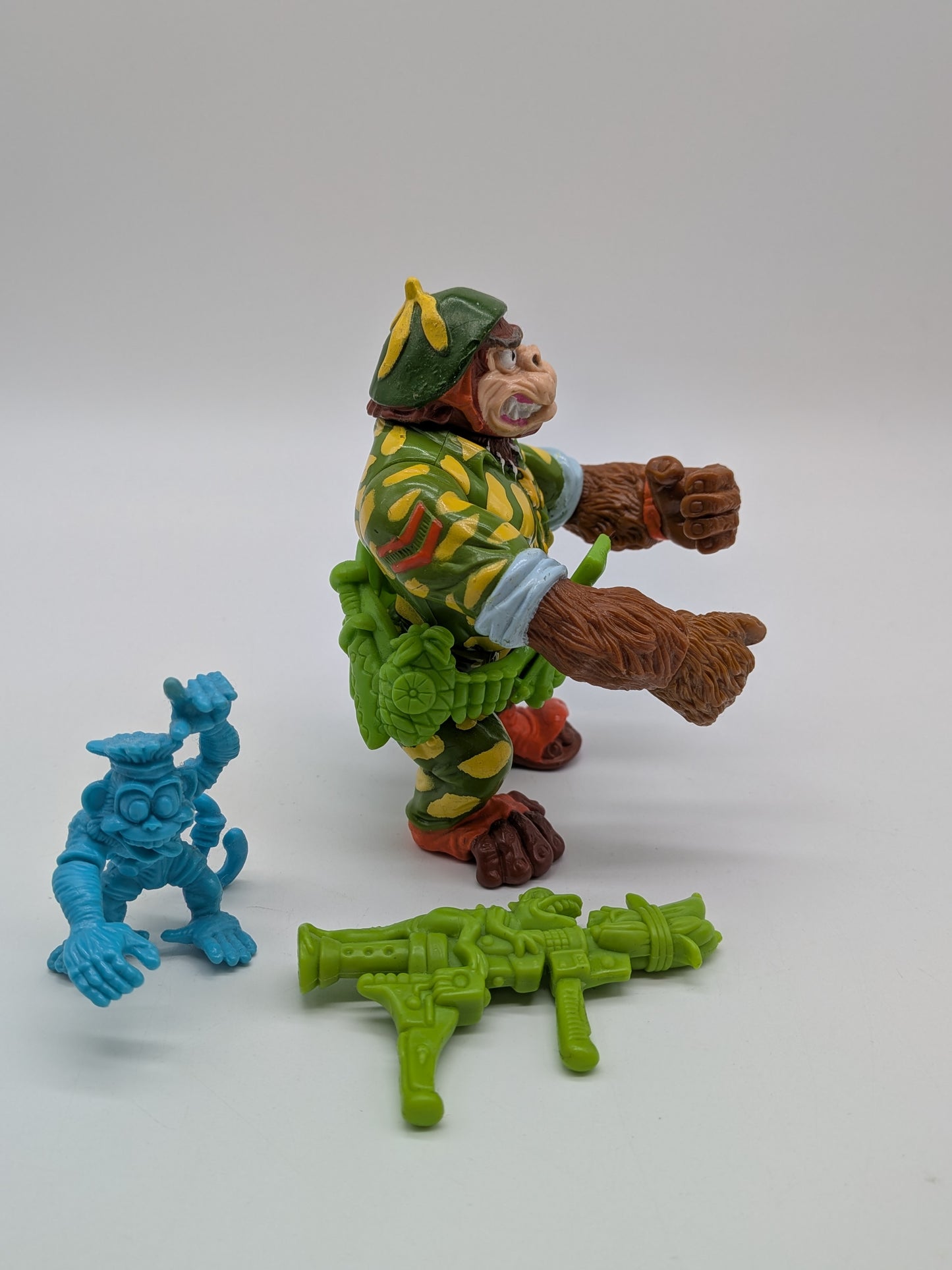 Playmates 1991 Teenage Mutant Ninja Turtles Sergeant Bananas Action Figure