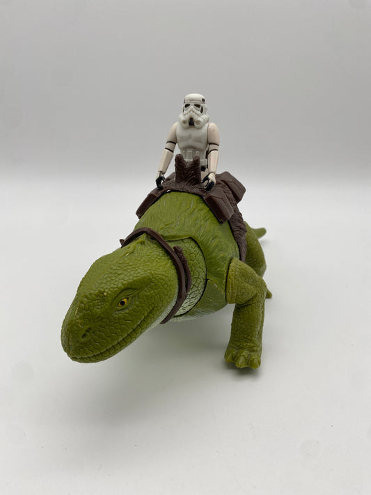 Vintage 979 Kenner Star Wars, Dewback Patrol Lizard w/ Saddle and Stormtrooper