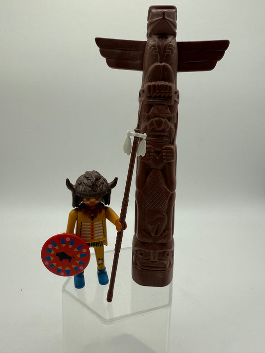 Brown Totem Pole with Figure 1974 Playmobil