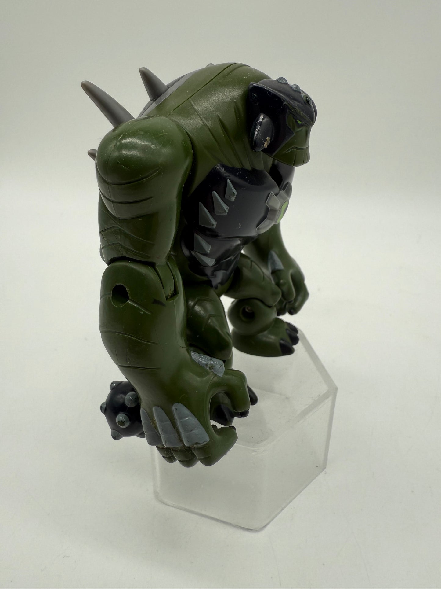 Bandai 2010 Ban 10 Ultimate Alien Ultimate Humungousaur