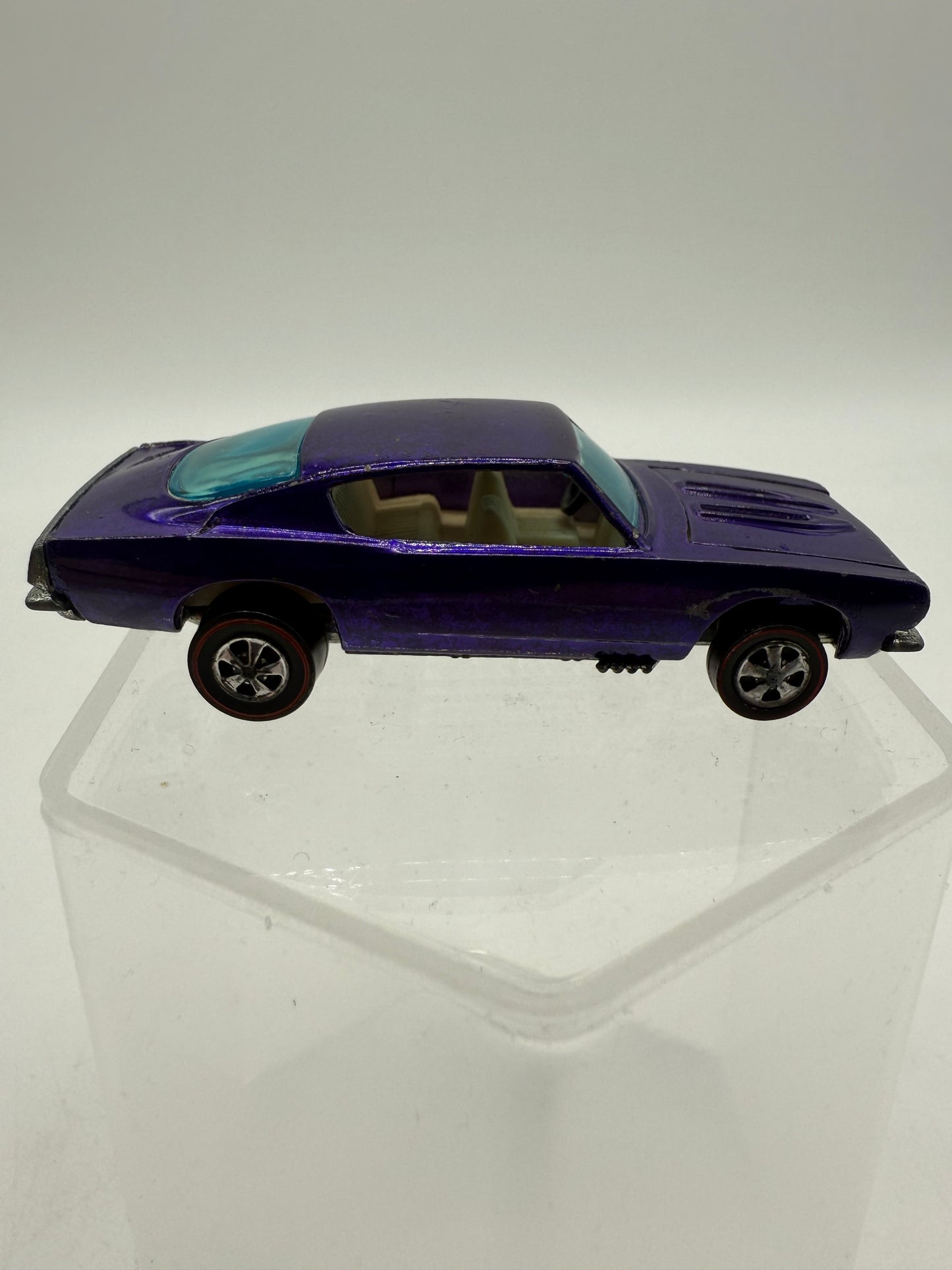 Hot Wheels Vintage Sweet 16 Redline Custom Barracuda (Purple) 1967 Mattel