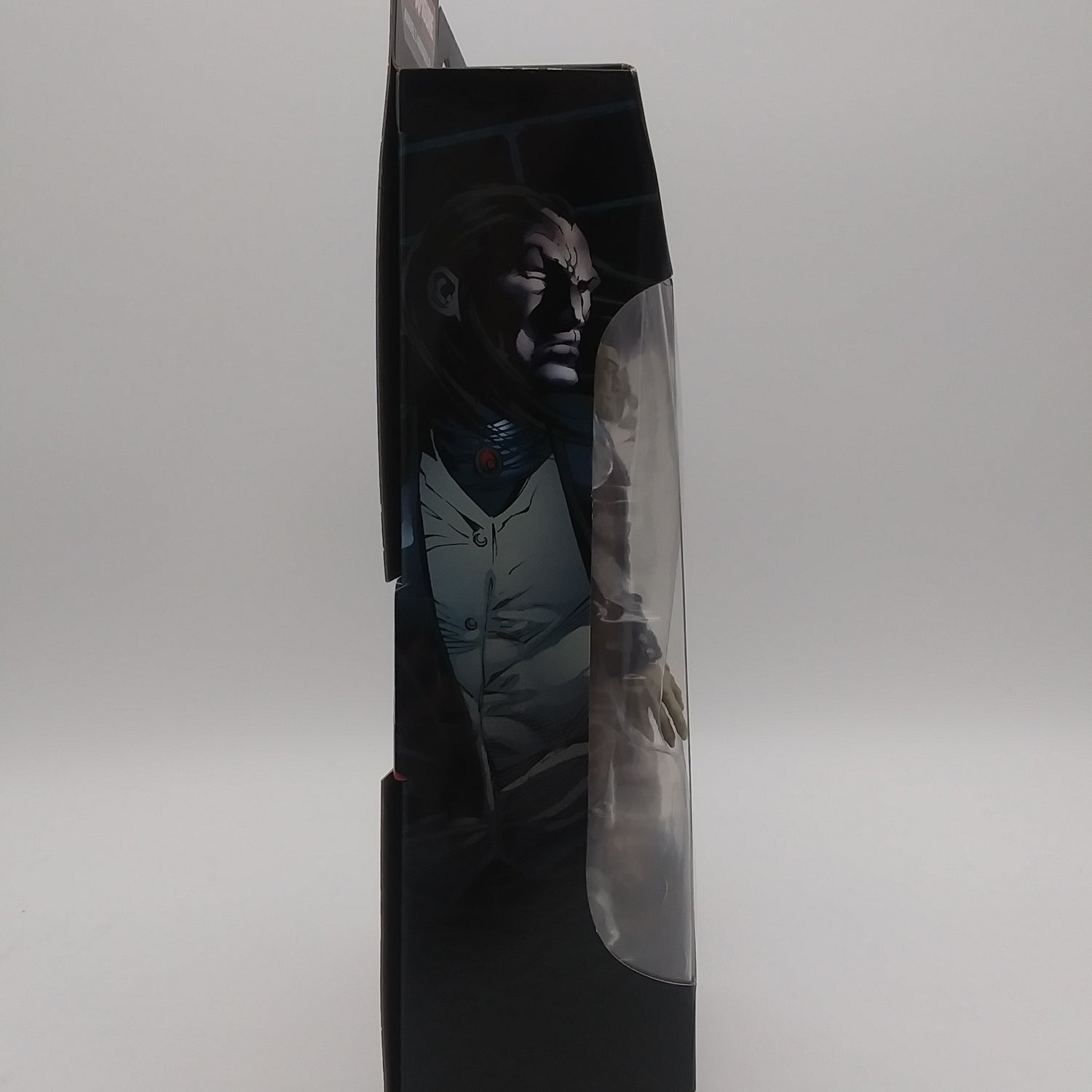 A picture of the right side of the cart and bubble. The action figure is inside.
