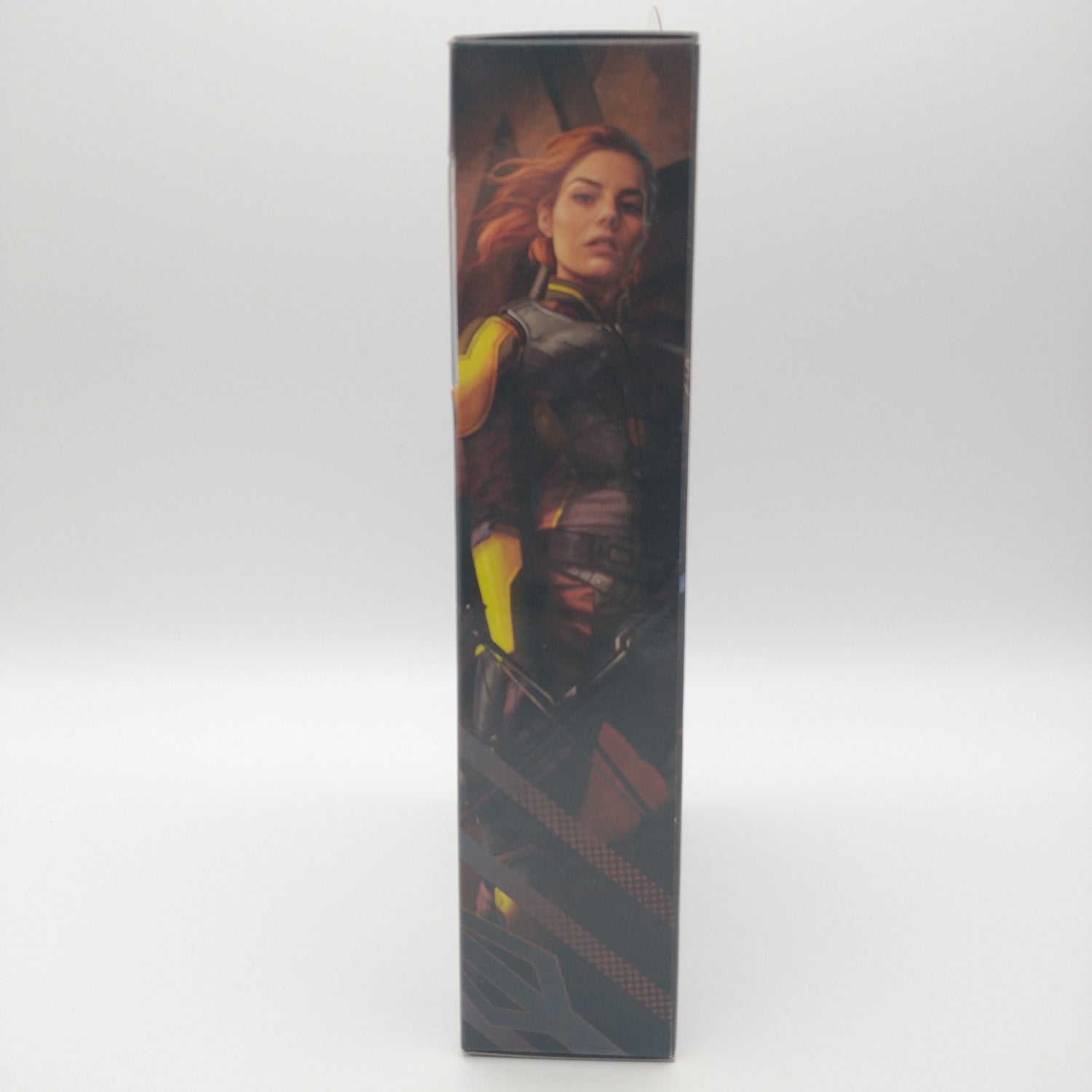 The side of the box features a picture of scarlett