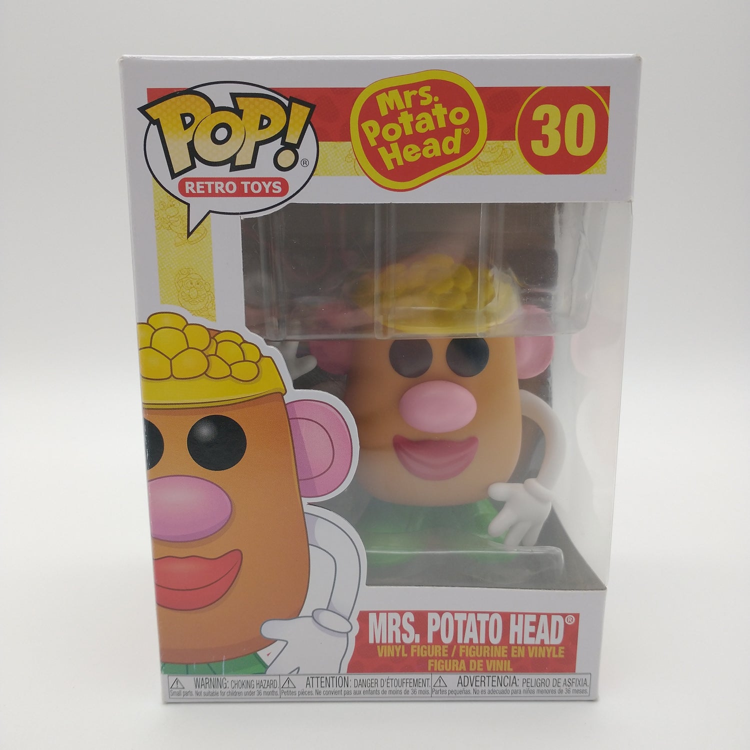 The front of the card and bubble. The figure is sealed inside.