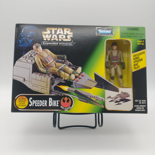 The front of the card and bubble. The figure is sealed inside.