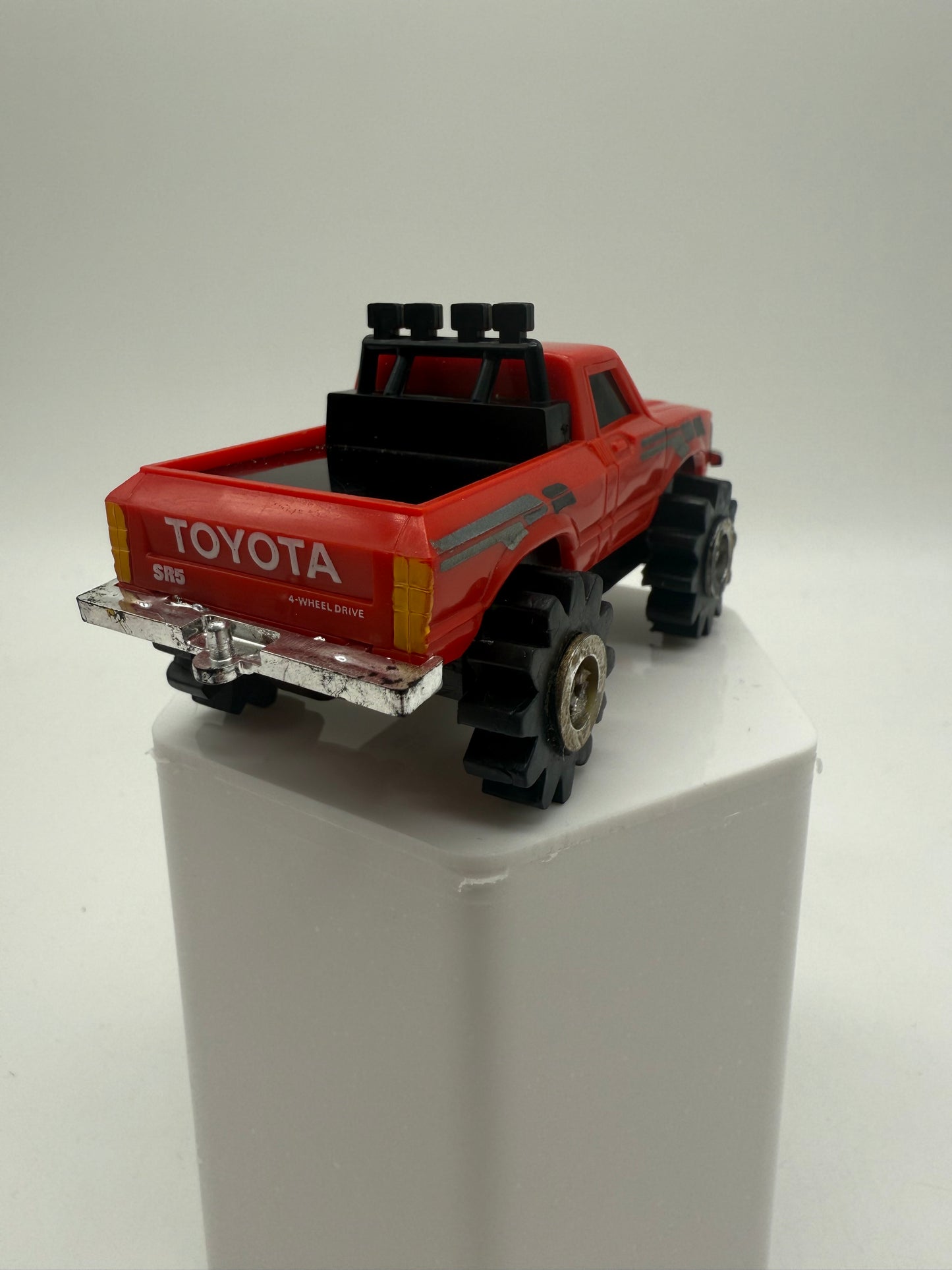 Schaper 1981 Stomper 4x4 Toyota SR5