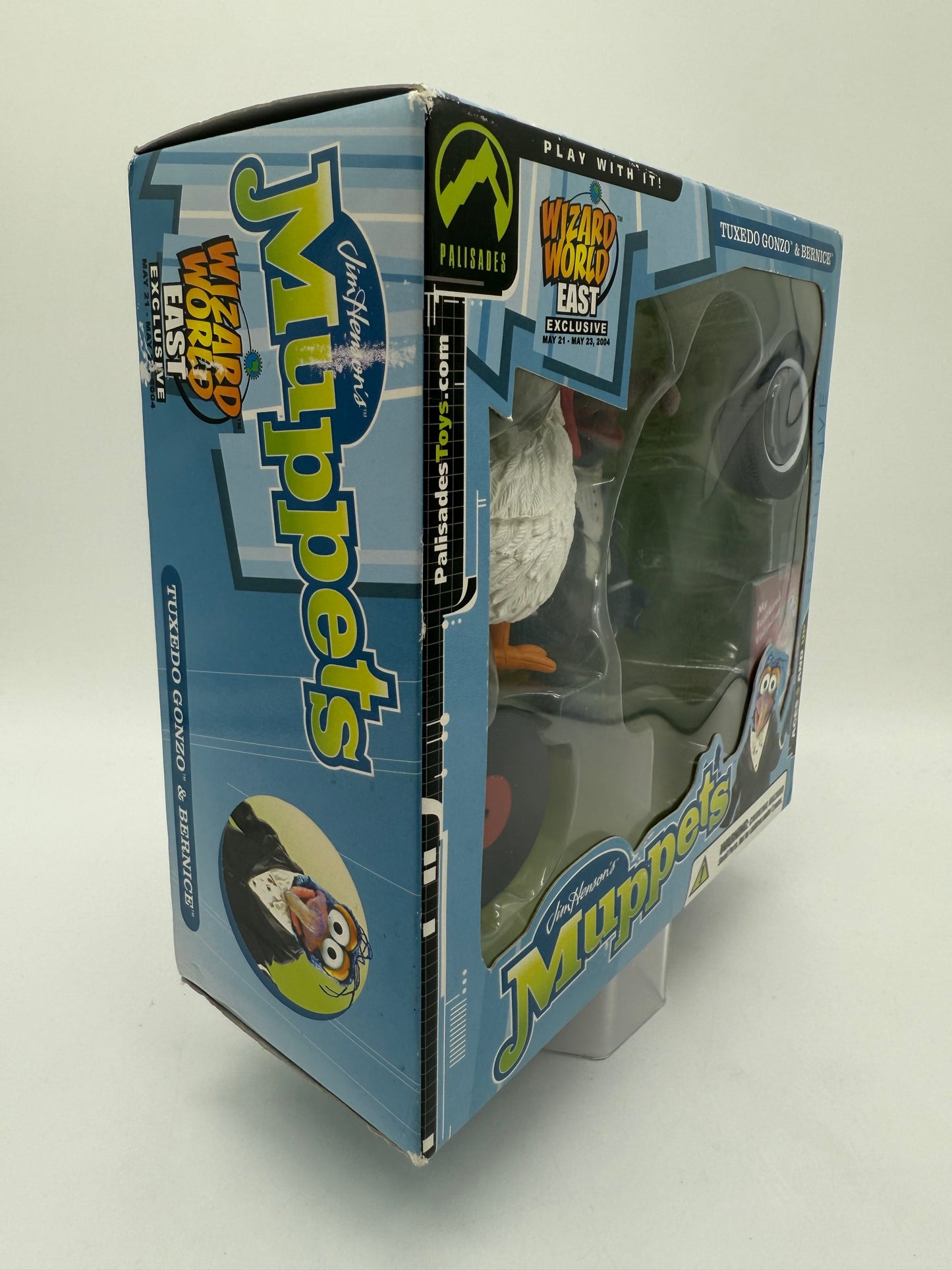 Palisades Toys 2004 Wizard World East Exclusive Jim Henson's Muppets Tuxedo Gonzo & Bernice