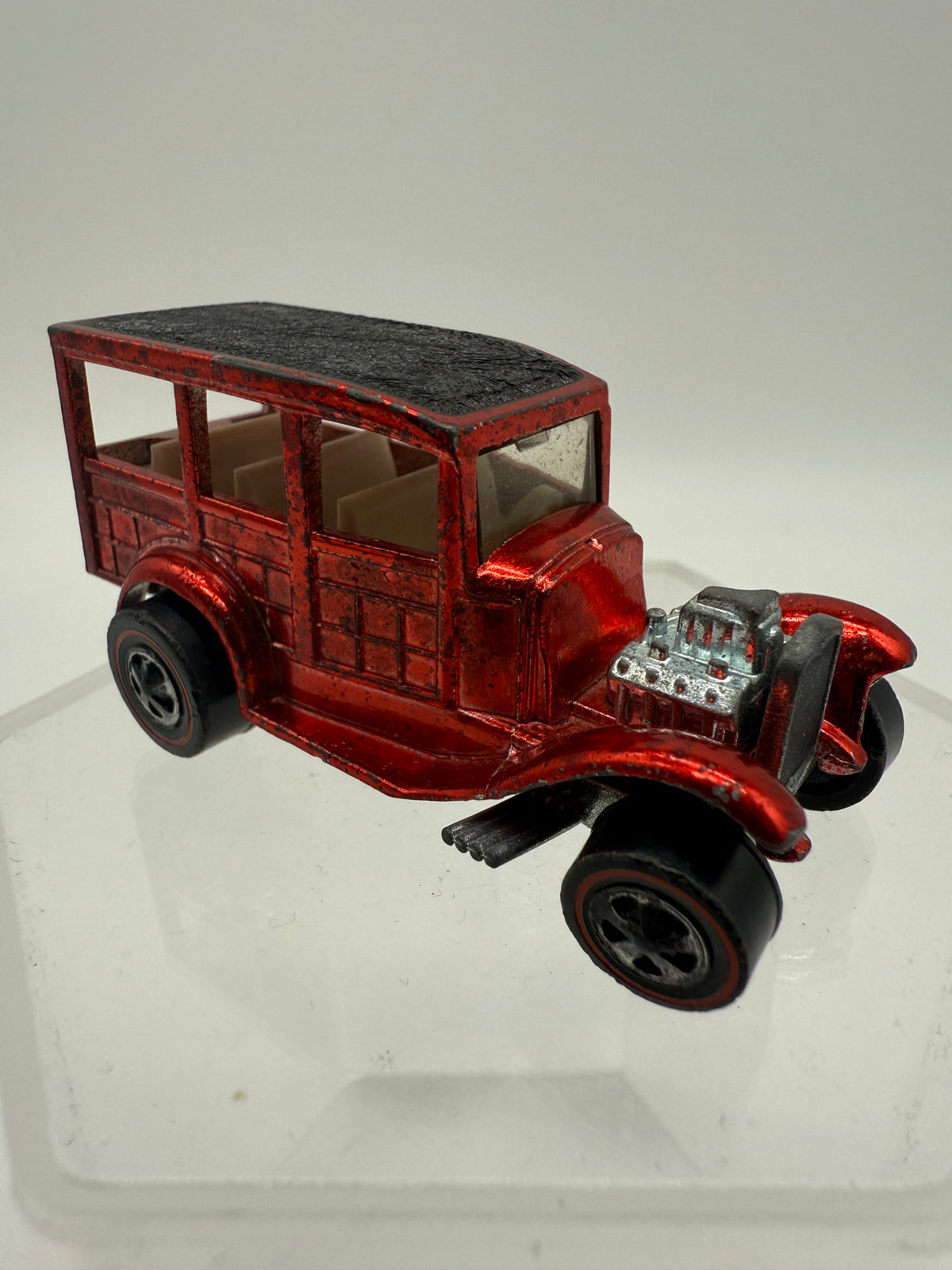 Mattel 1968 Hot Wheels Vintage Redline Classic 31 Ford Woody Red, photo 3 of 8