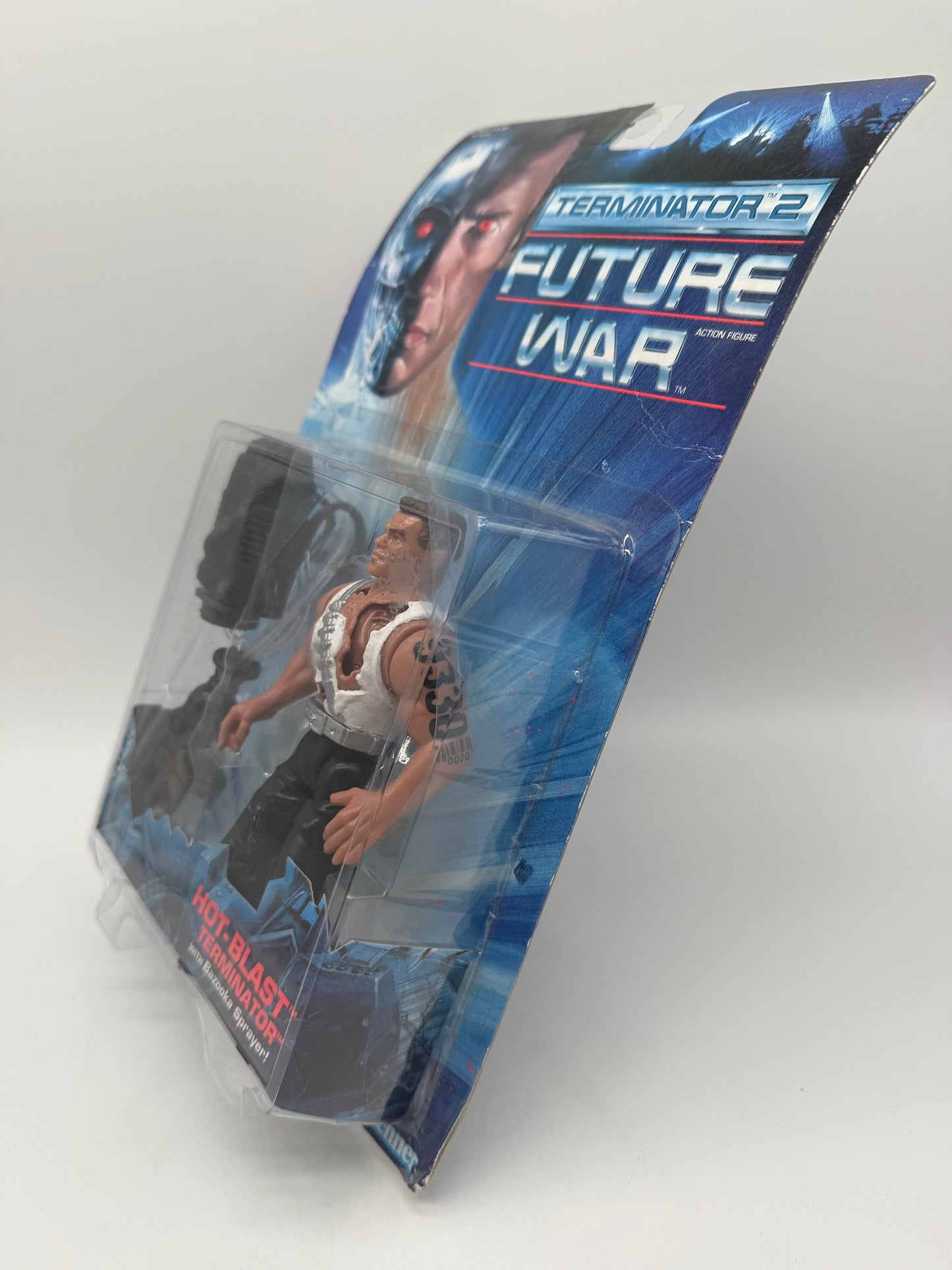 Kenner 1992 Terminator 2 Future War Hot Blast Terminator