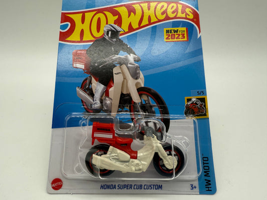 Hot Wheels Honda Super Cub Custom 2021 Mattel (Red)