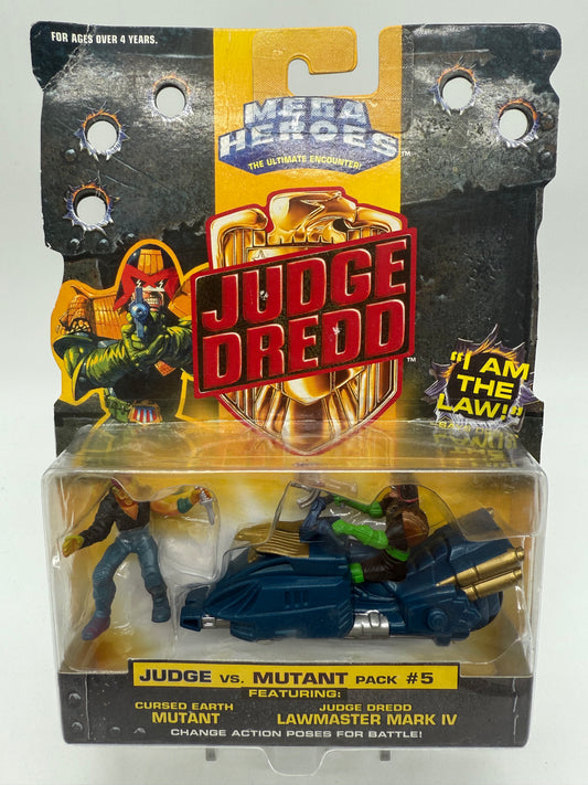 Mattel 1995 Mega Heroes Judge Dredd Judge Vs. Mutant Pack #5