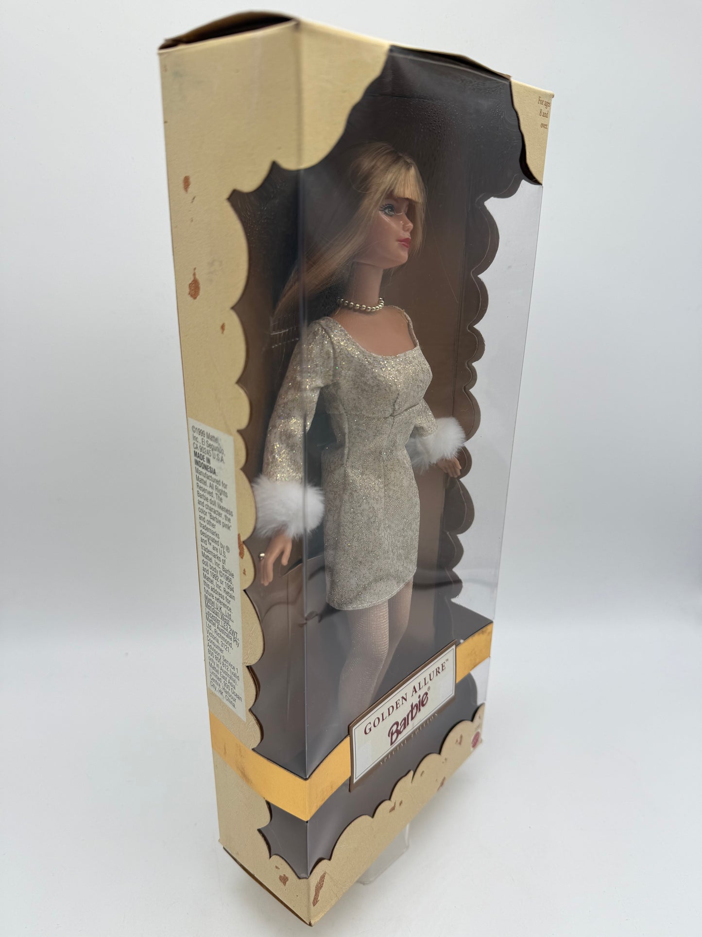 Golden Allure Barbie 1991 Mattel
