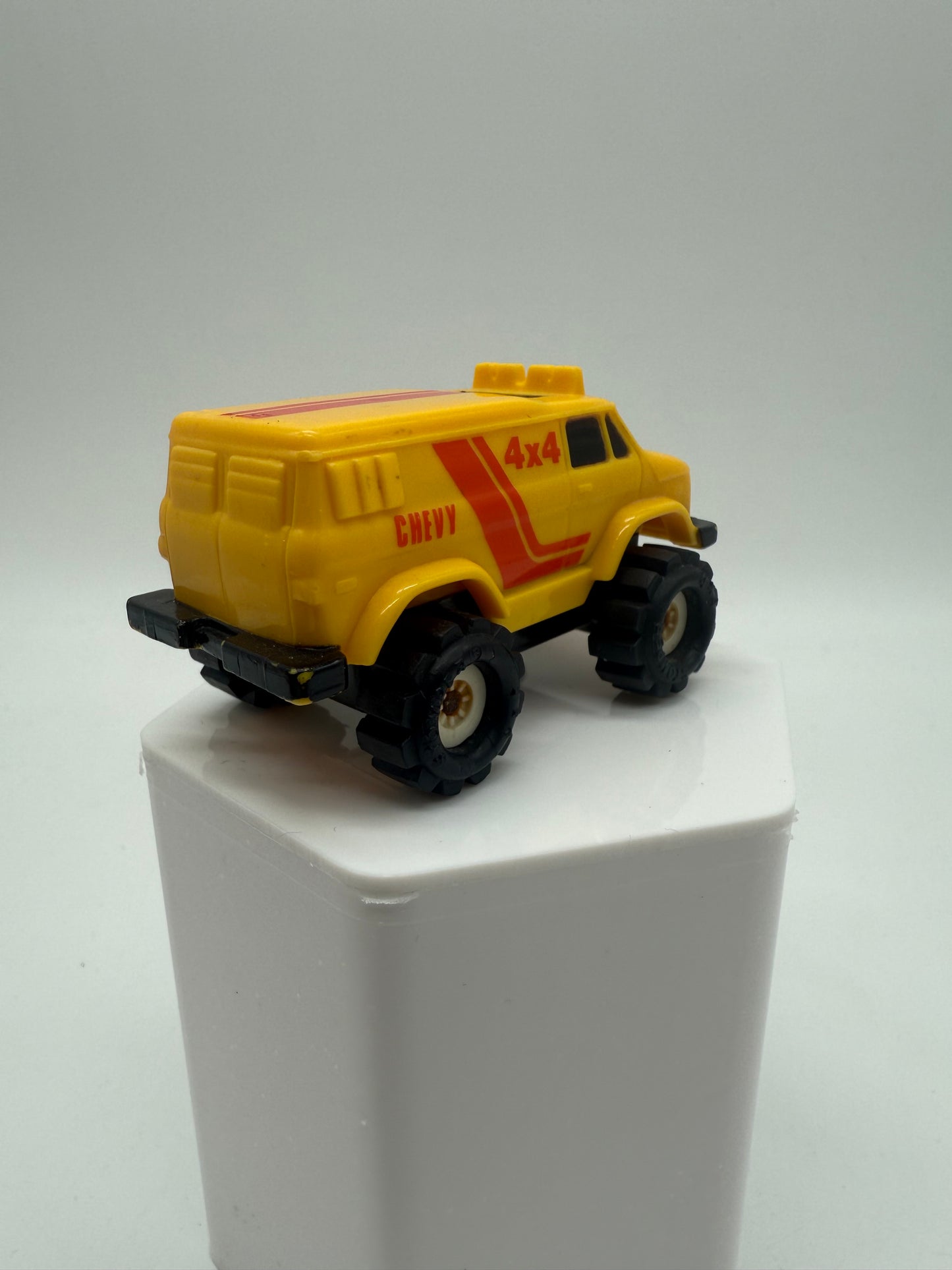 Schaper Stomper Chevy 4x4 mini McDonald Toy