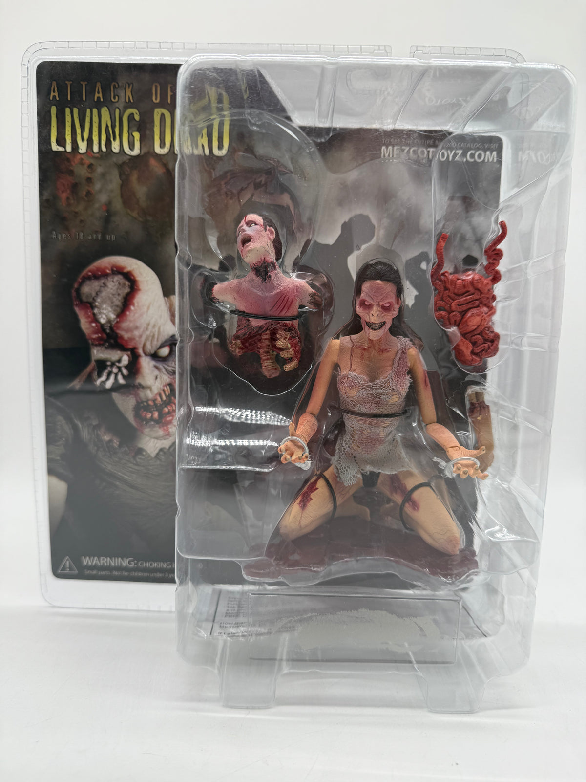 Mezco Toyz 2006 Attack of The Living Dead Subject Hellen, photo 1 of 4