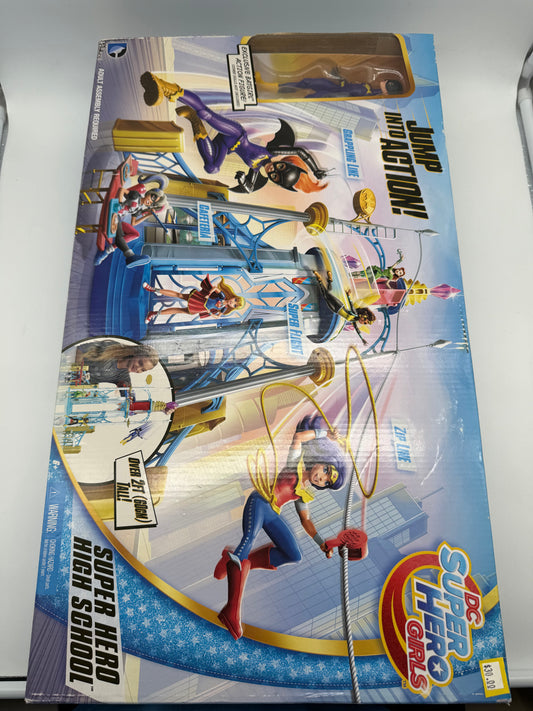 DC Super Hero Girls Super Hero High School 2015 Mattel
