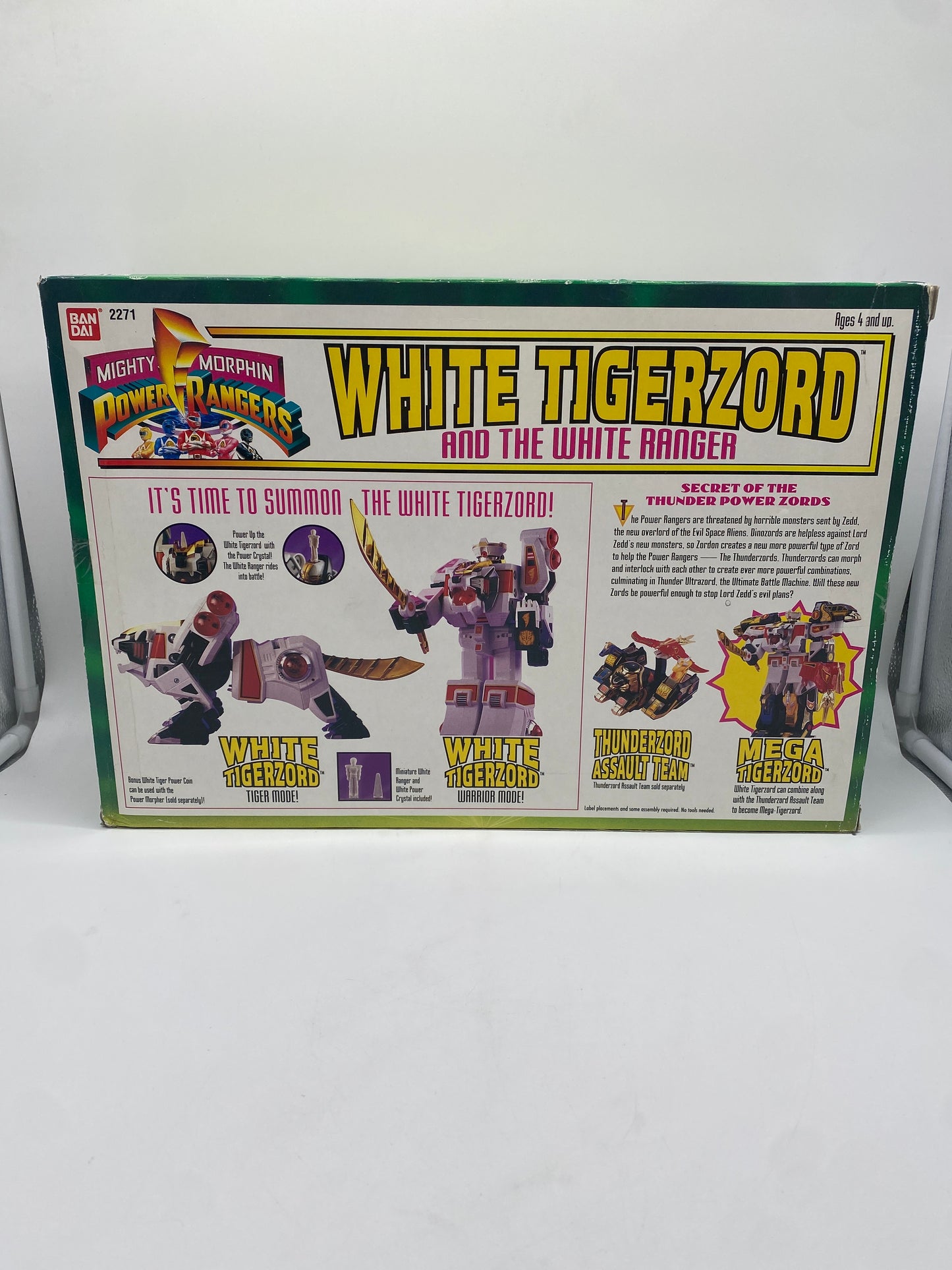 Bandai Mighty Morphin Power Rangers 1994 White Tigerzord and the White Ranger