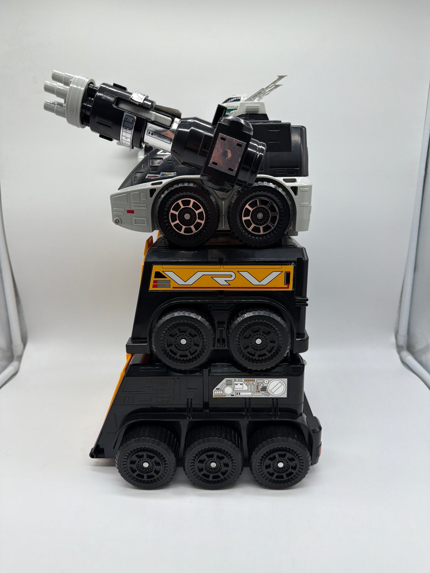 Bandai 1997 Mighty Morphin Power Rangers Turbo Deluxe Artillatron the Turbo Transport