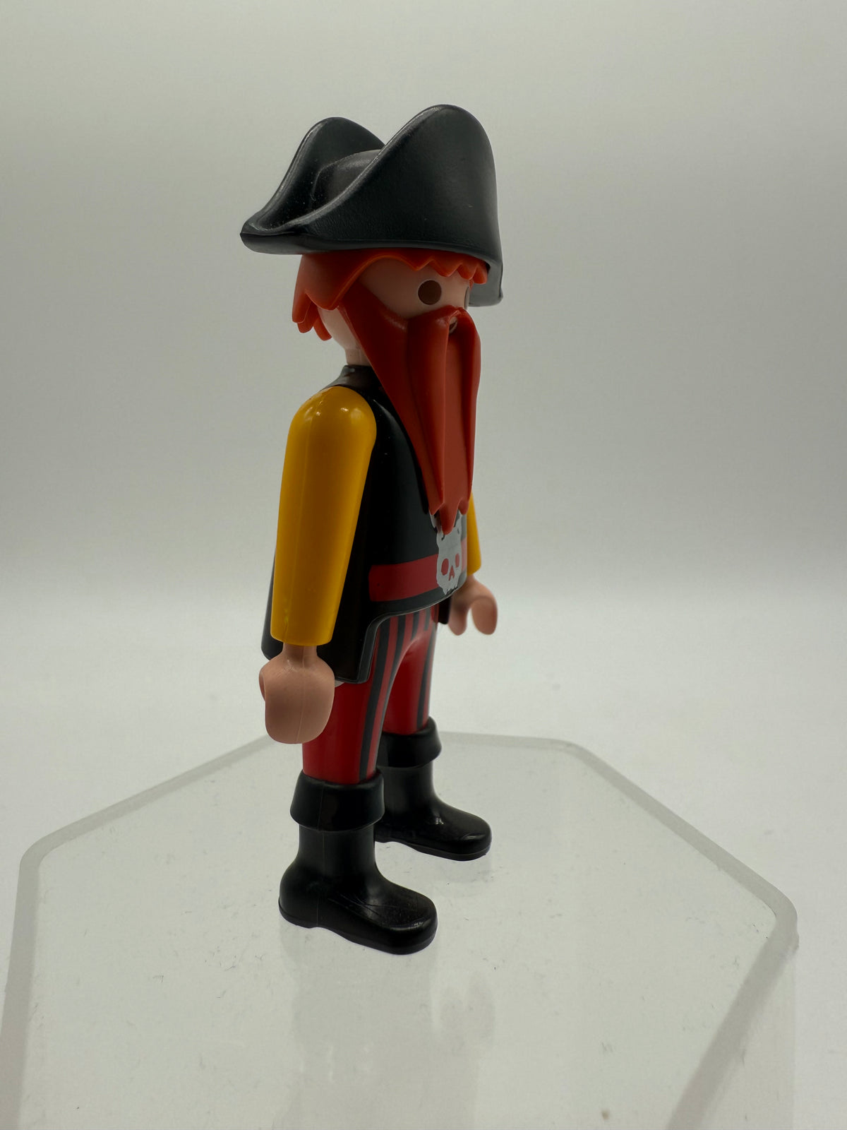 Vintage Geobra 1993 Playmobil Pirate Captain Orange Beard 5737, photo 2 of 5